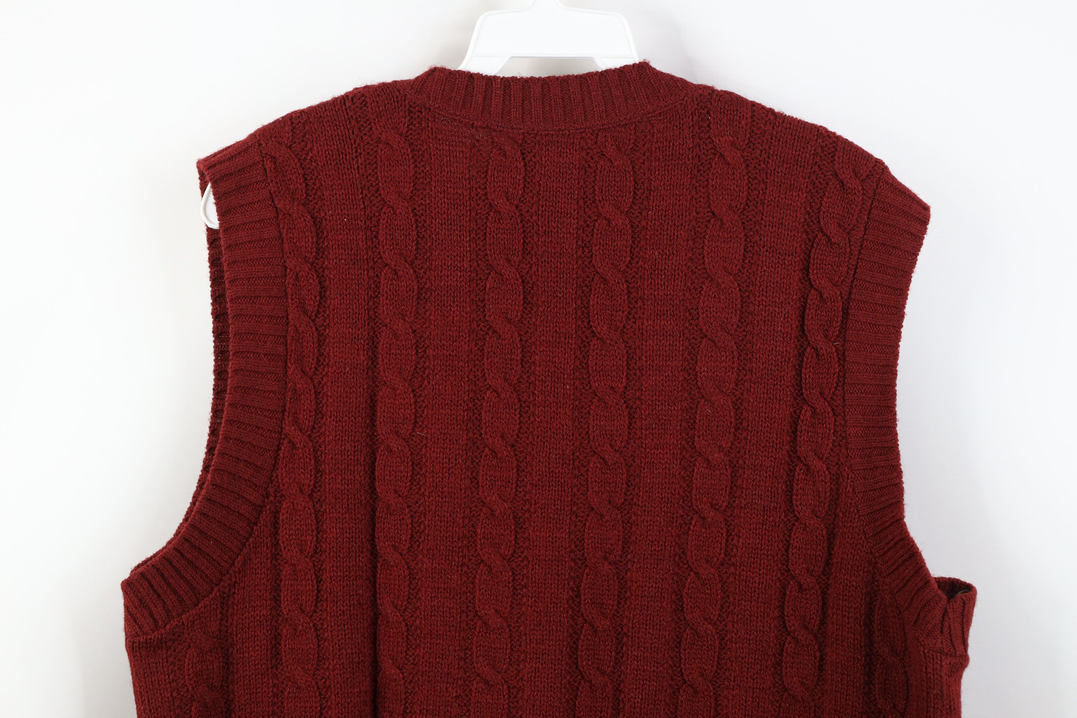 Vintage Vintage 70s Streetwear Cable Knit Sweater Vest Red USA Size US L / EU 52-54 / 3 - 7 Thumbnail