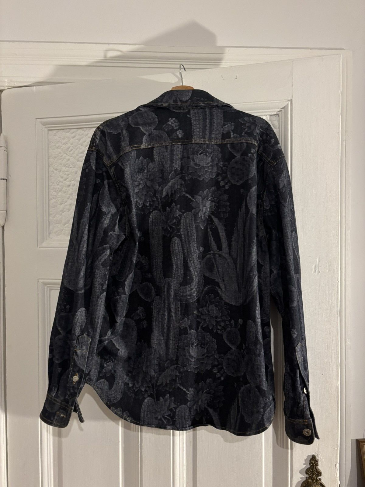 Loewe Loewe laser print floral denim jacket. Paulas Ibiza Size US S / EU 44-46 / 1 - 6 Thumbnail