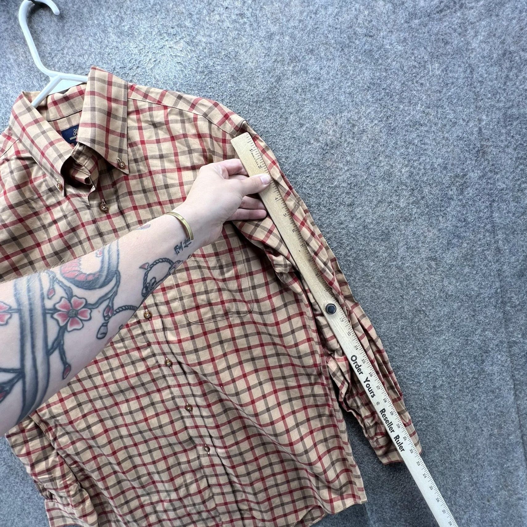 Brooks Brothers Brooks Brothers Dress Shirt Mens Small Beige Plaid Non Iron 346 Button-Down Short Sleeve? Size 36R - 4 Thumbnail