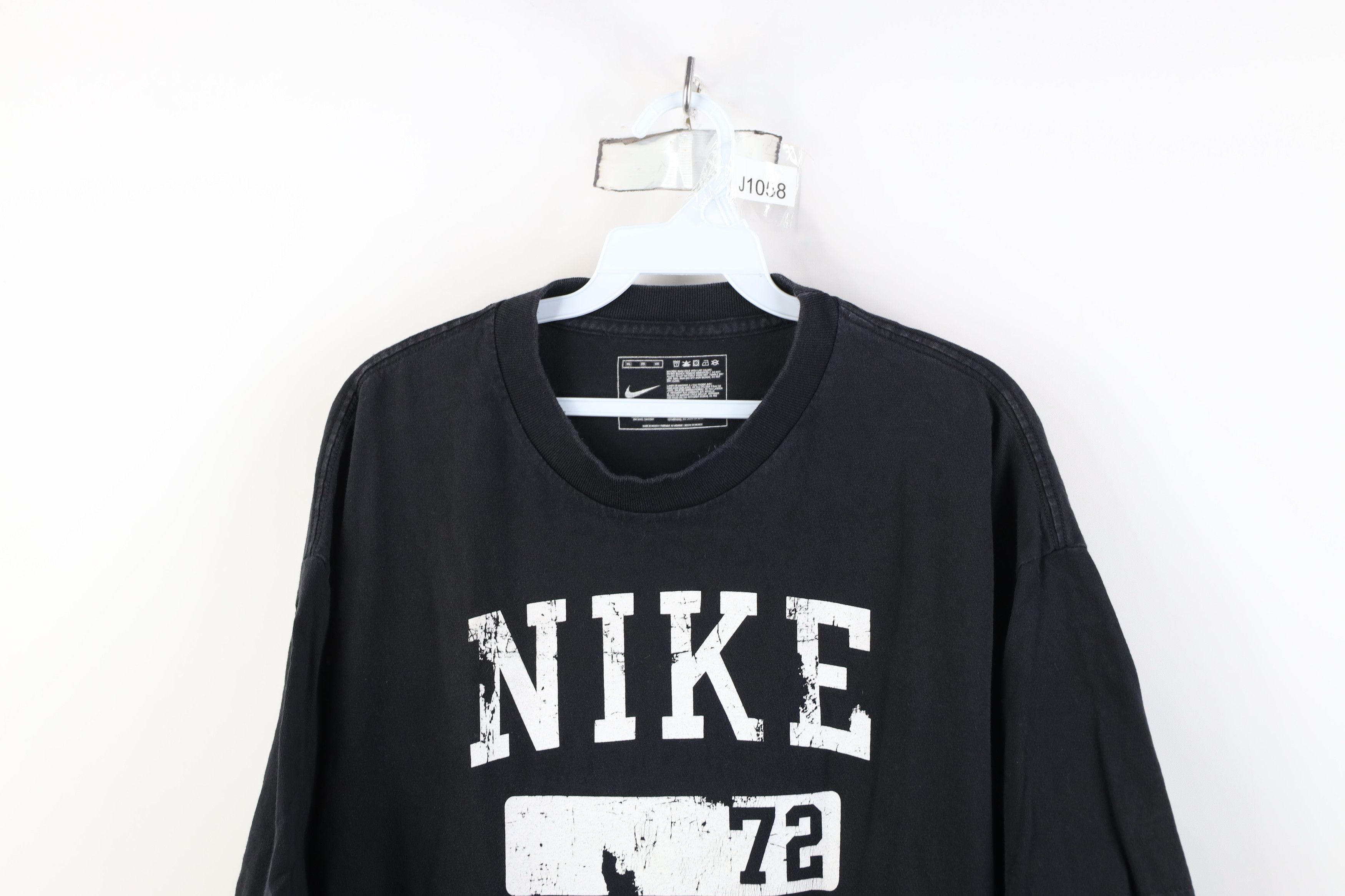 Nike Vintage Y2K Nike Block Letter Short Sleeve T-Shirt Black Size US XL / EU 56 / 4 - 2 Thumbnail