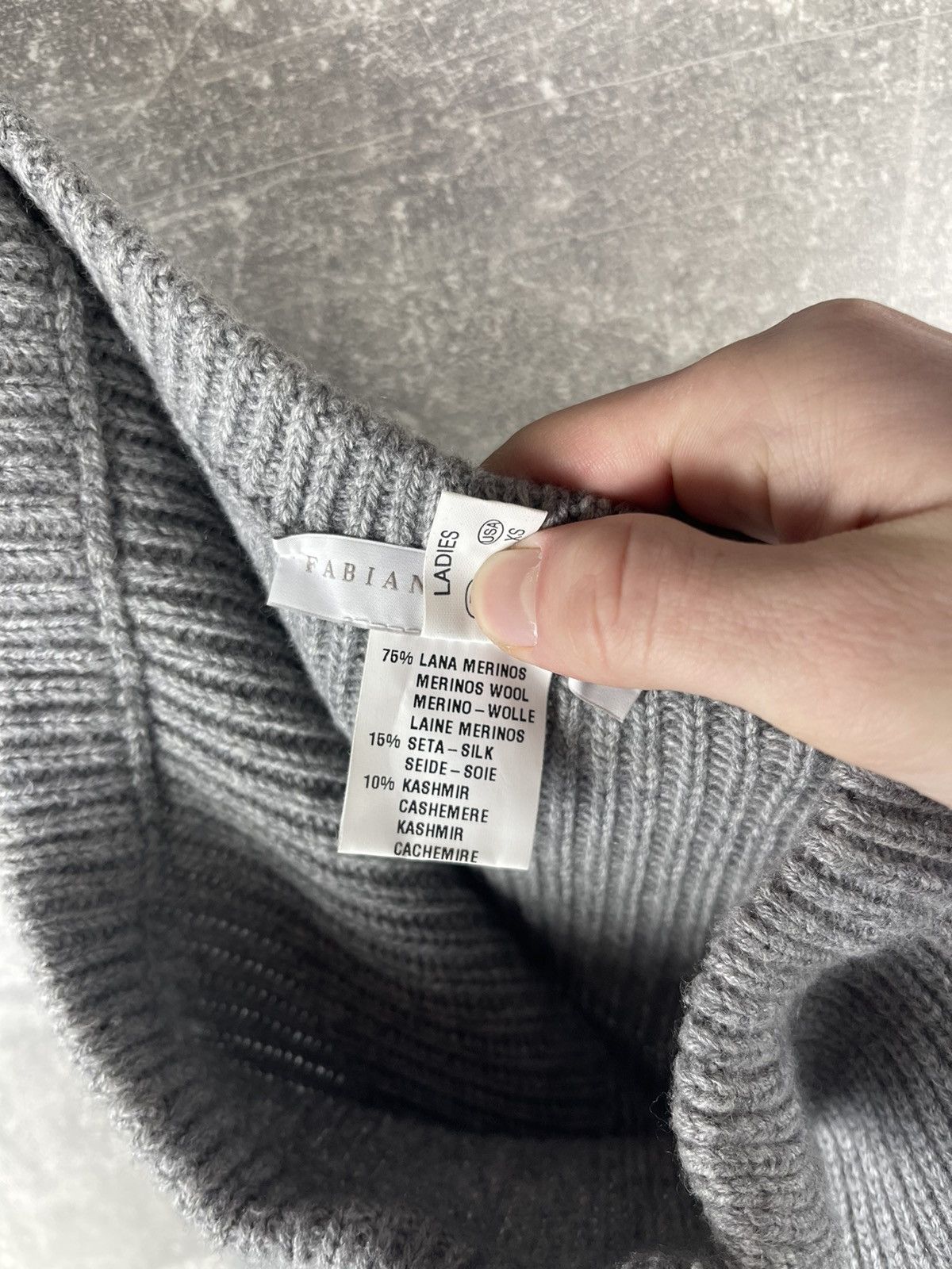 Fabiana Filippi Fabiana Filippi Cashmere Knit Flared Skirt Grey Size 27" / US 4 / IT 40 - 8 Thumbnail