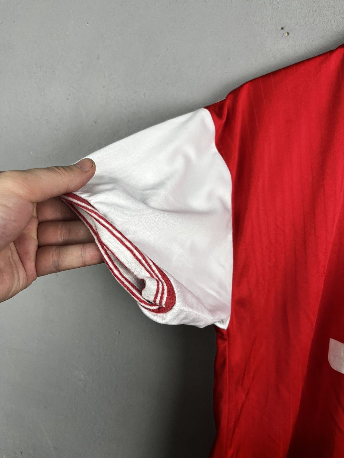 Vintage ARSENAL LONDON 80s HOME FOOTBALL SHIRT SOCCER JERSEY SCOR Size US M / EU 48-50 / 2 - 6 Thumbnail