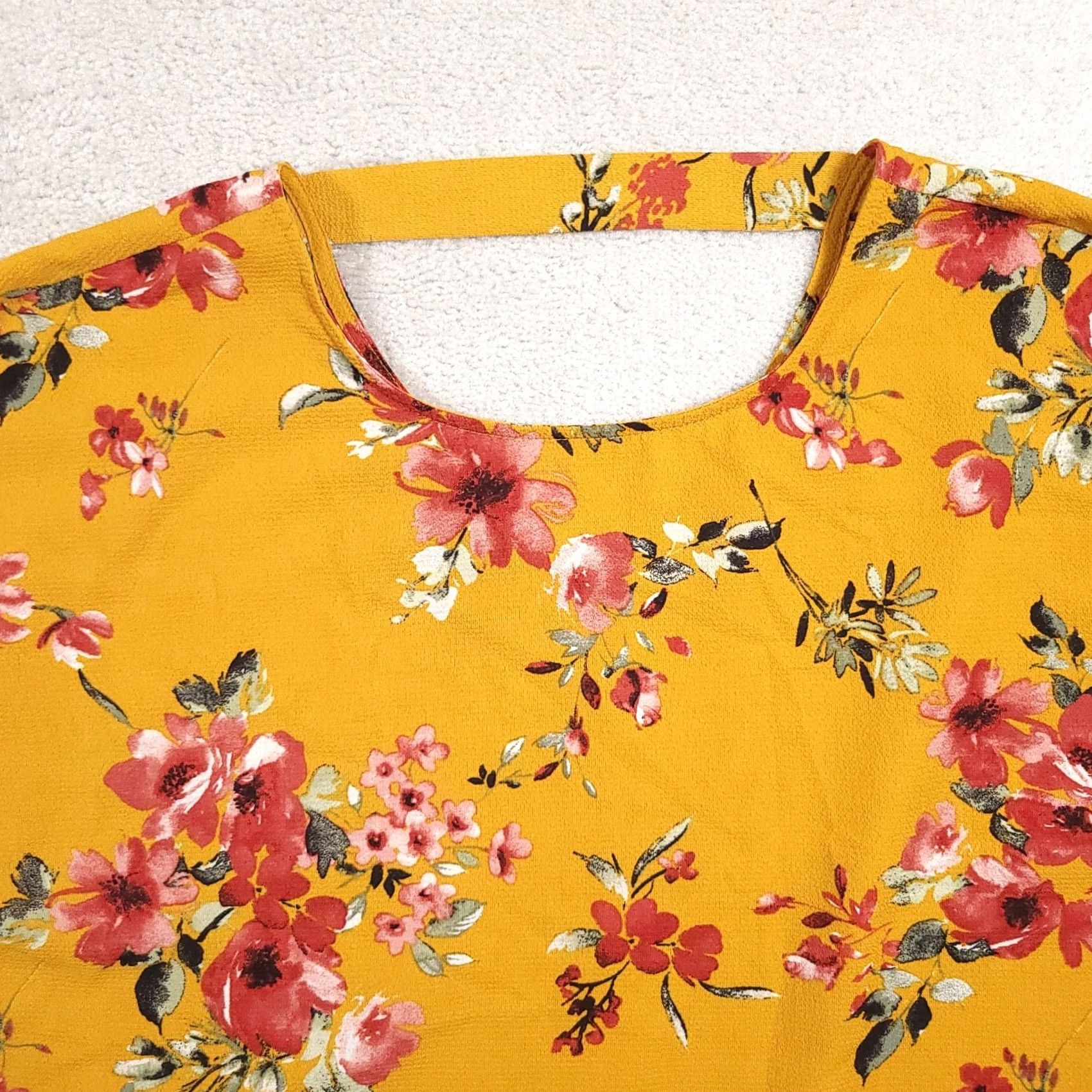 Apt. 9 Apt. 9 Shirt Women's Yellow Floral Round Neck Stretch 3/4 Sleeves V Back XXL Size XL / US 12-14 / IT 48-50 - 3 Thumbnail