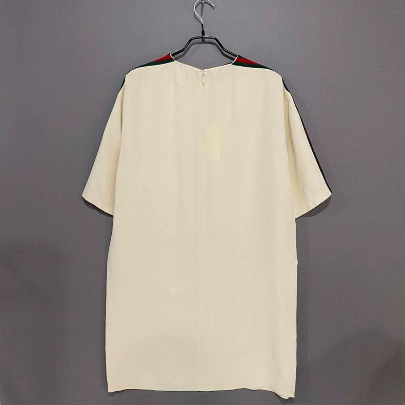 Gucci Gucci White knitted striped dress 2506-Nextarrow Size M / US 6-8 / IT 42-44 - 3 Thumbnail