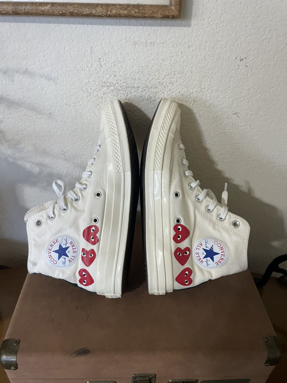 Comme des Garcons CDG Play x Converse Chuck Taylor All Star 70 HI Size US 8 / EU 41 - 8 Thumbnail