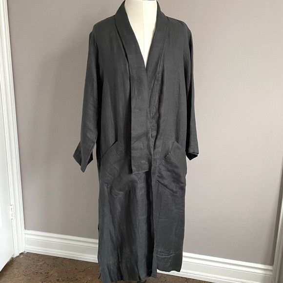 Nomad Nomad The Label Linen Kimono Robe - S/M, 100% French linen! Size ONE SIZE - 2 Thumbnail