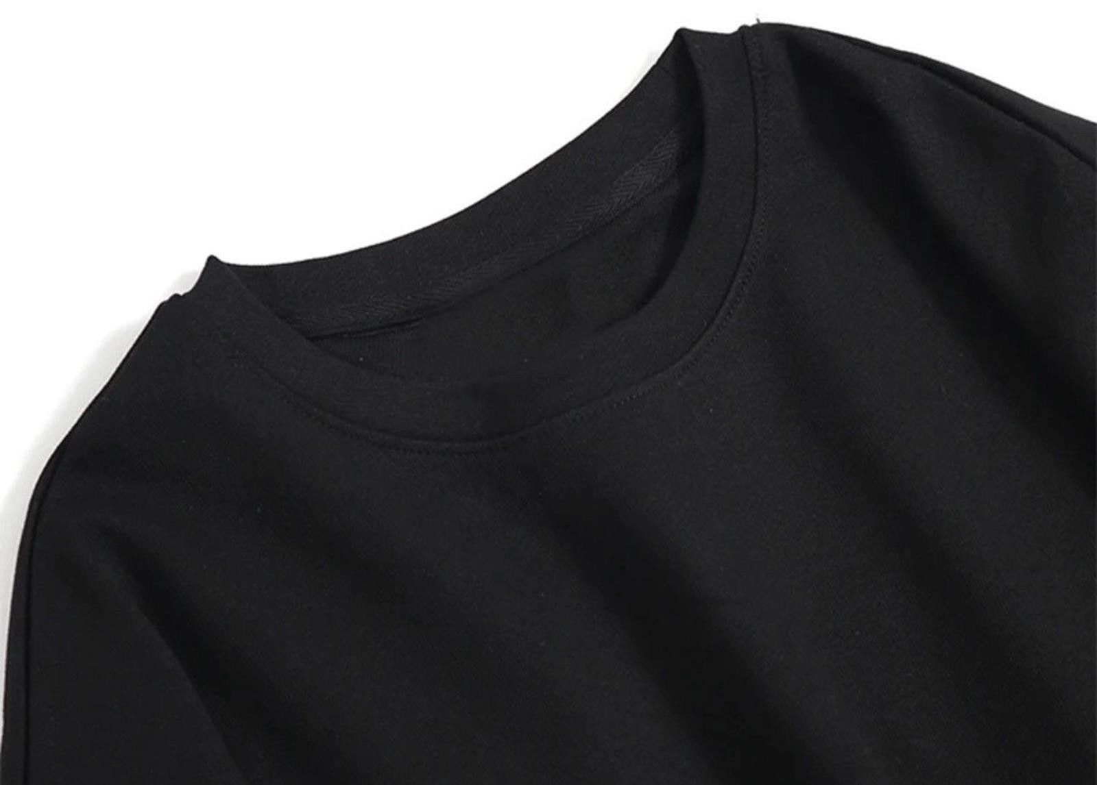 Vintage Black Graphic Tee - Cozy Streetwear Style Size US L / EU 52-54 / 3 - 2 Thumbnail