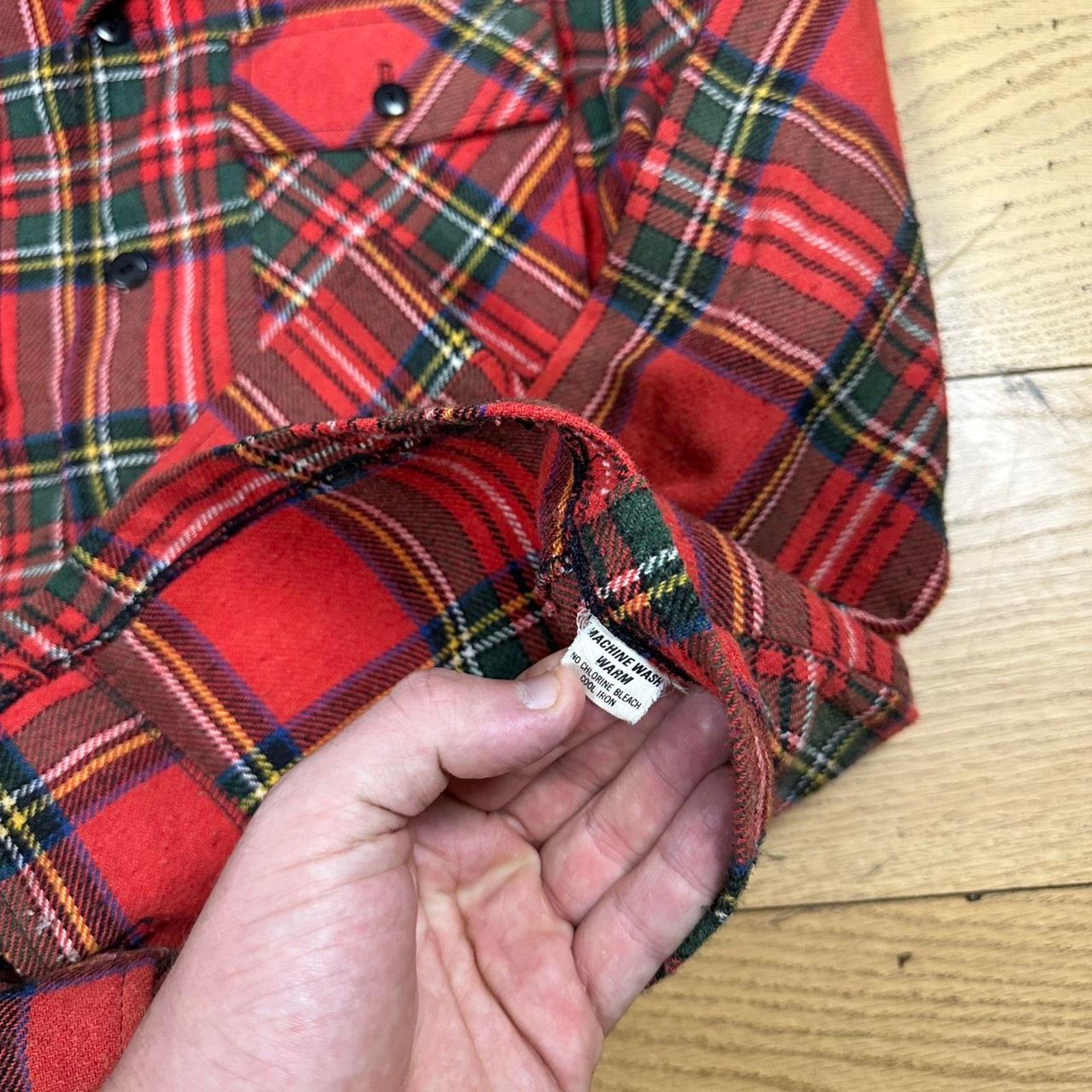 Vintage Vintage 70s plaid flannel shirt Size US L / EU 52-54 / 3 - 4 Thumbnail