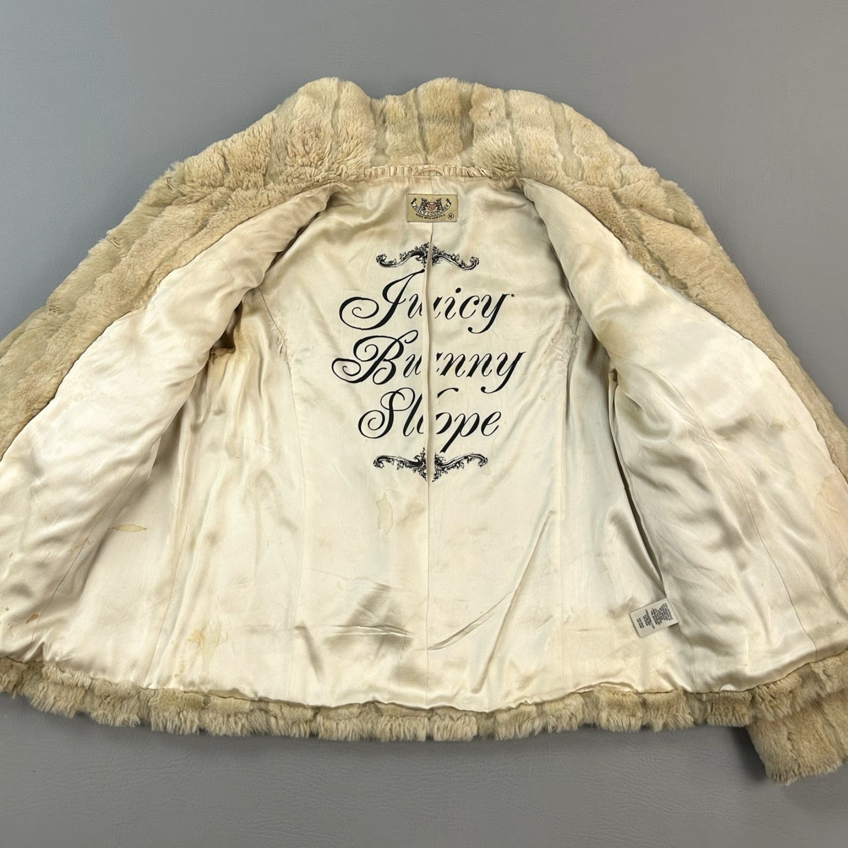 Juicy Couture VINTAGE Juicy Couture Jacket Women’s M Beige Faux Fur Plush Glam Y2K 90s Designer Hip Hop Bomber Jacket with Silk Lining Collared Logo Womens Size M / US 6-8 / IT 42-44 - 5 Thumbnail