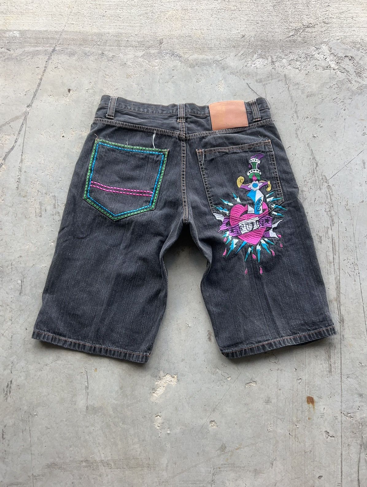 Pre-owned Ed Hardy X Vintage Crazy Y2k Ed Hardy Embroidered Baggy Jorts In Black