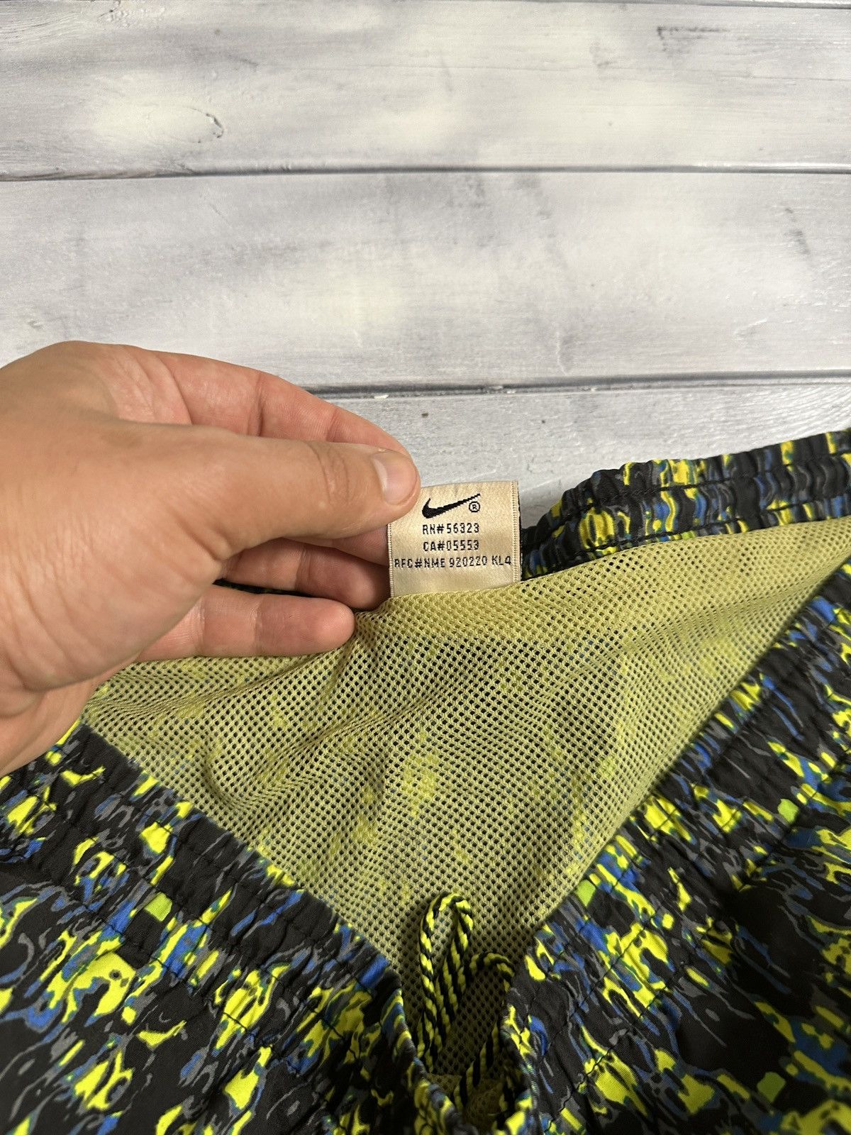 Vintage Very Rare Vintage Shorts Nike 90’ Swoosh Size US 34 / EU 50 - 7 Thumbnail