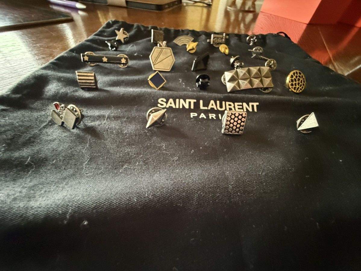 Saint Laurent Paris FW15 Saint Laurent pin set 24 + 6 30 pieces lighter star etc Size ONE SIZE - 10 Thumbnail