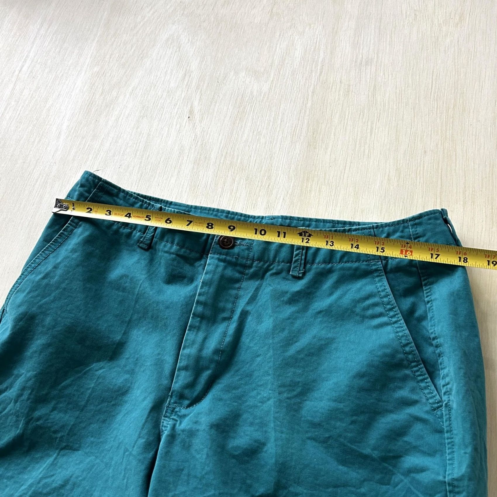 Aeropostale AeroPostale Shorts Mens 34 Green Chino Flat Front Casual Cotton Summer Wear Size US 34 / EU 50 - 5 Thumbnail