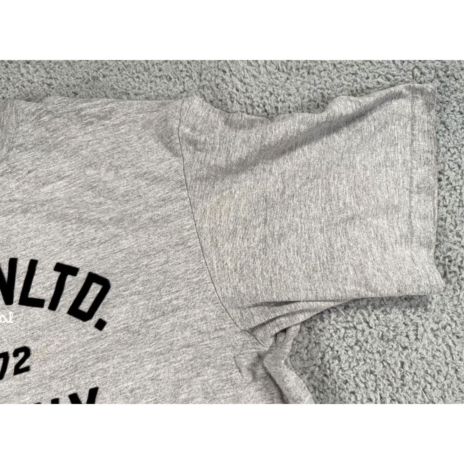 Ecko Unltd. VINTAGE Ecko Unltd Shirt Mens 2XL Gray Short Sleeve Graphic Logo Y2K Size US XXL / EU 58 / 5 - 5 Thumbnail