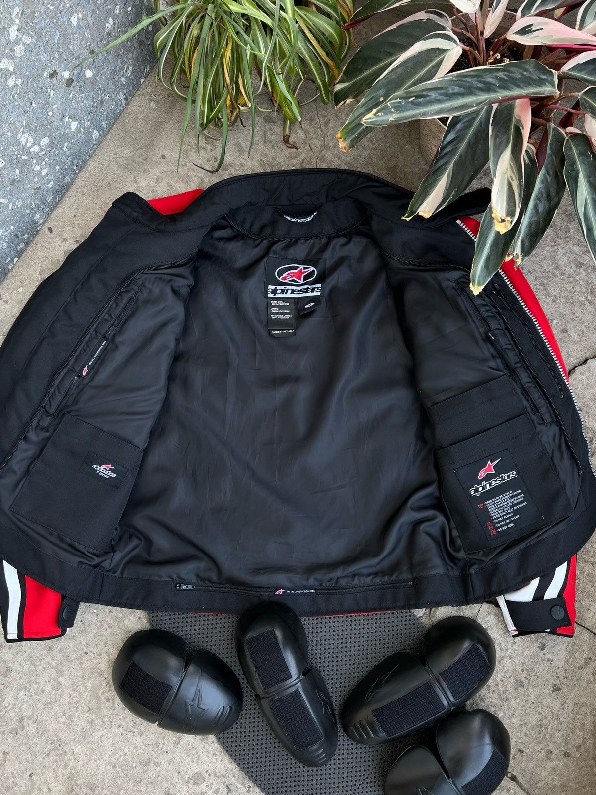 Alpinestars Alpinestars Heliot Emil style racing jacket protection Size US M / EU 48-50 / 2 - 9 Thumbnail