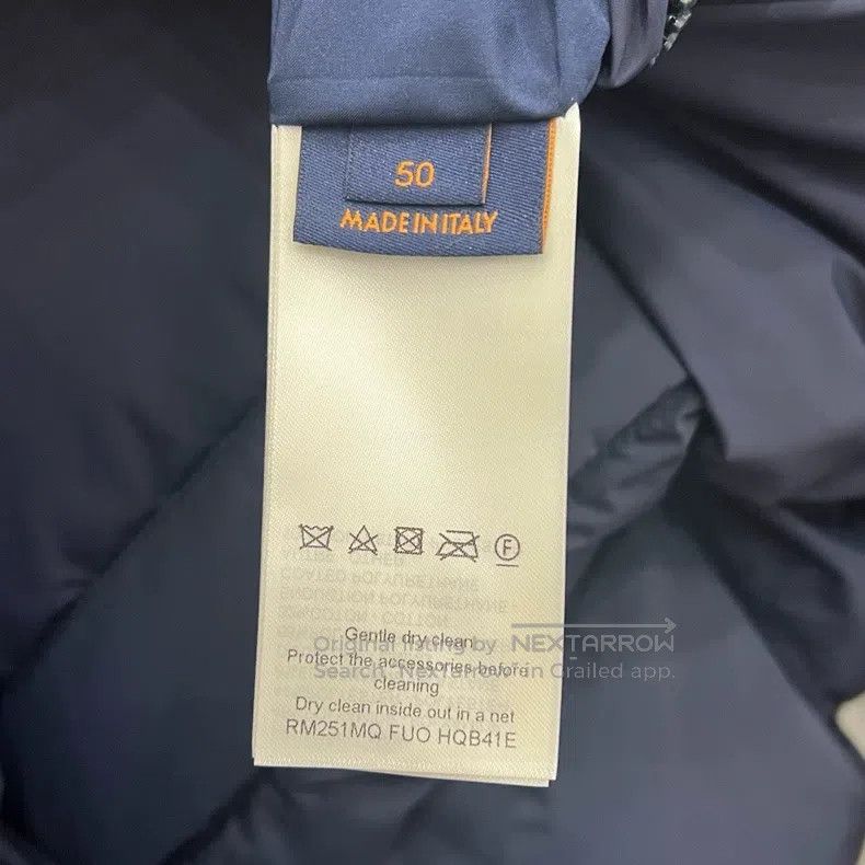 Louis Vuitton Louis Vuitton Embossed hooded down jacket Size US M / EU 48-50 / 2 - 5 Thumbnail