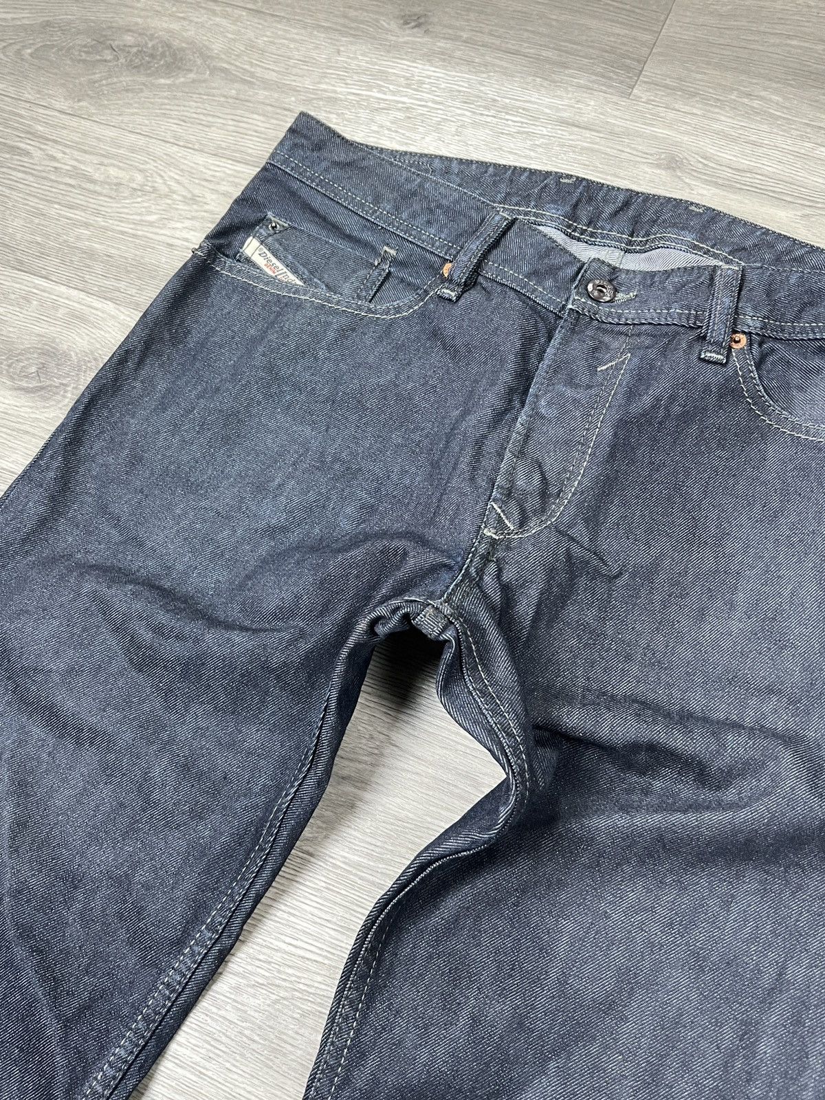 Diesel Vintage Diesel men’s regular straight jeans size 32/32 Size US 32 / EU 48 - 8 Thumbnail