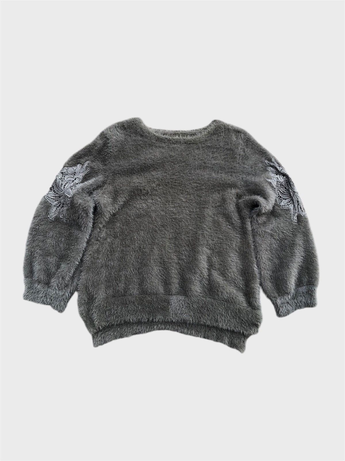 Japanese Brand Real Cube Japanese Brand Mohair Fur Embroidery Flowers Size M / US 6-8 / IT 42-44 - 1 Thumbnail