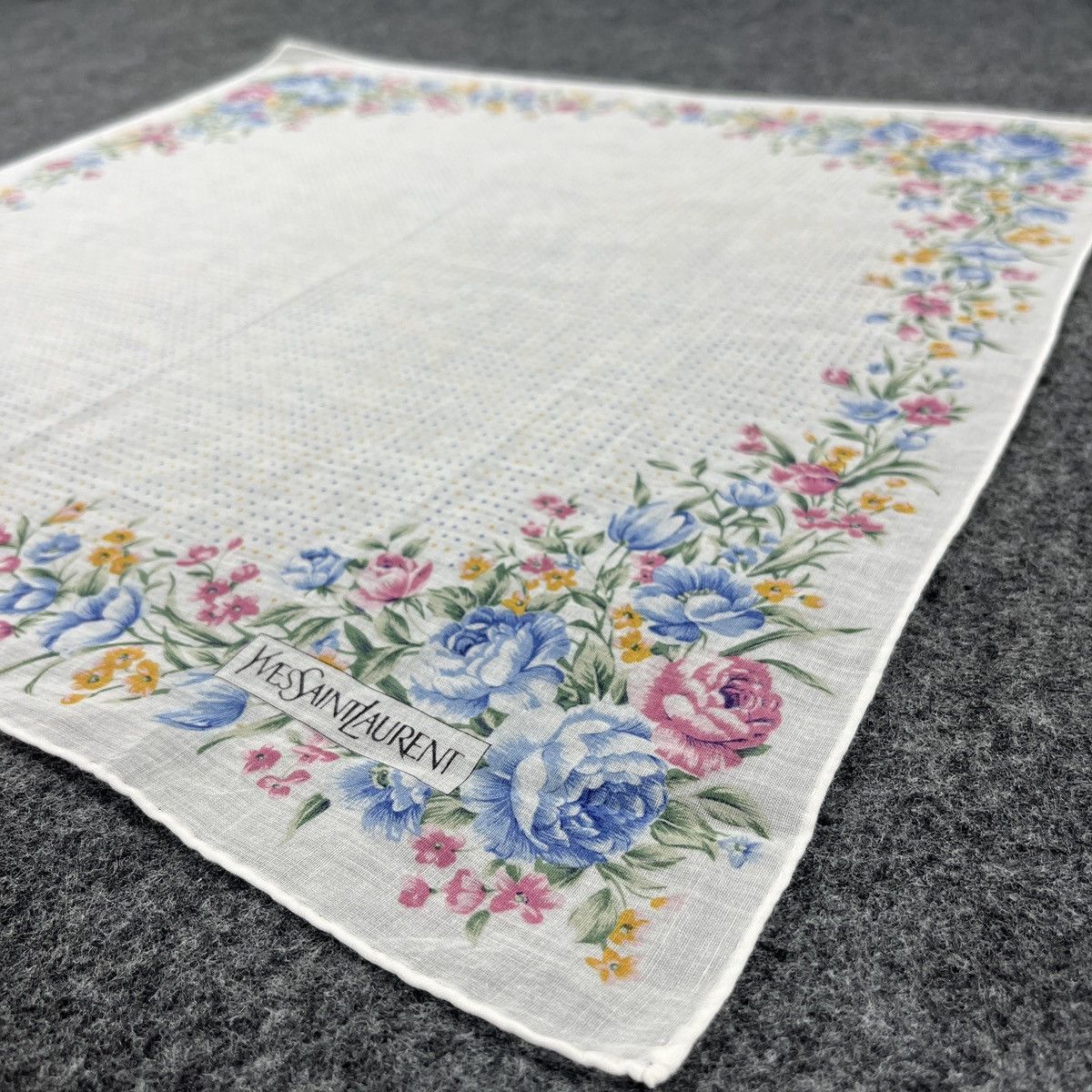 Vintage × Yves Saint Laurent Yves Saint Laurent Handkerchiefs / Neckerchief B169 Size ONE SIZE - 5 Thumbnail