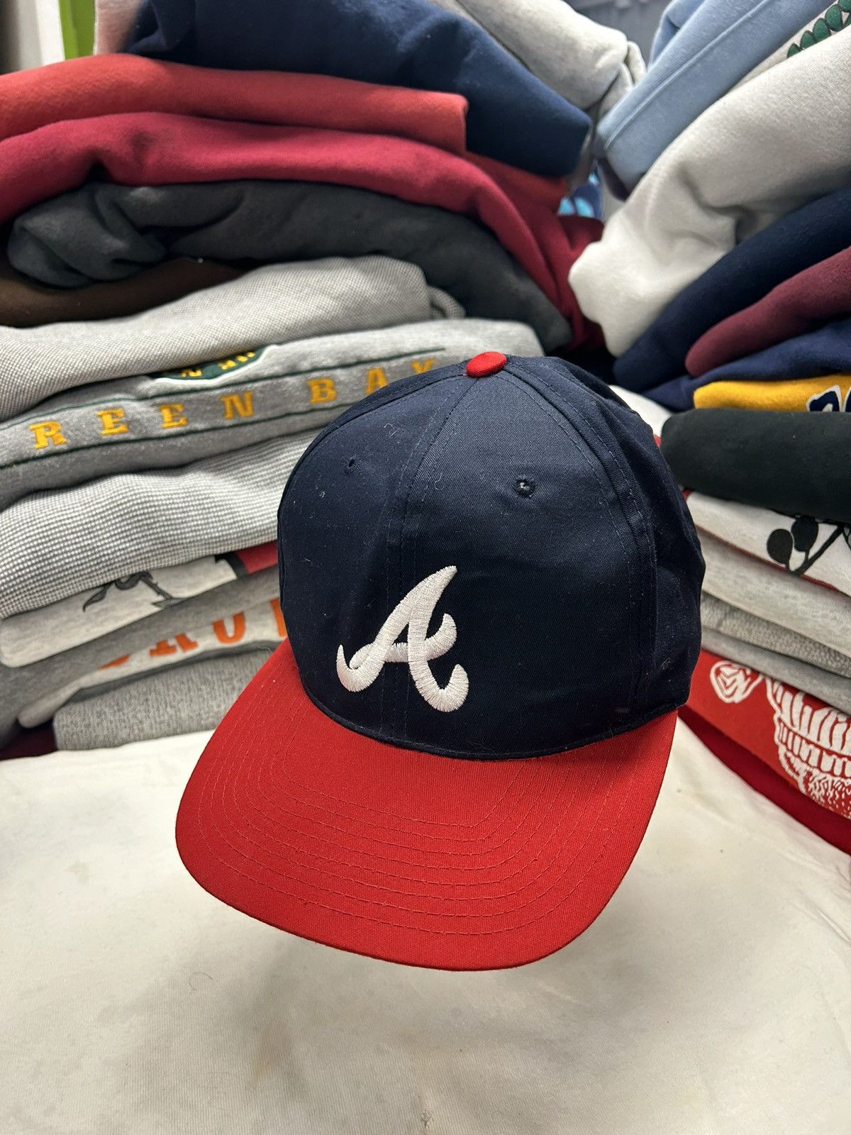 Vintage top 1990s MLB Atlanta Braves Snapback Hat