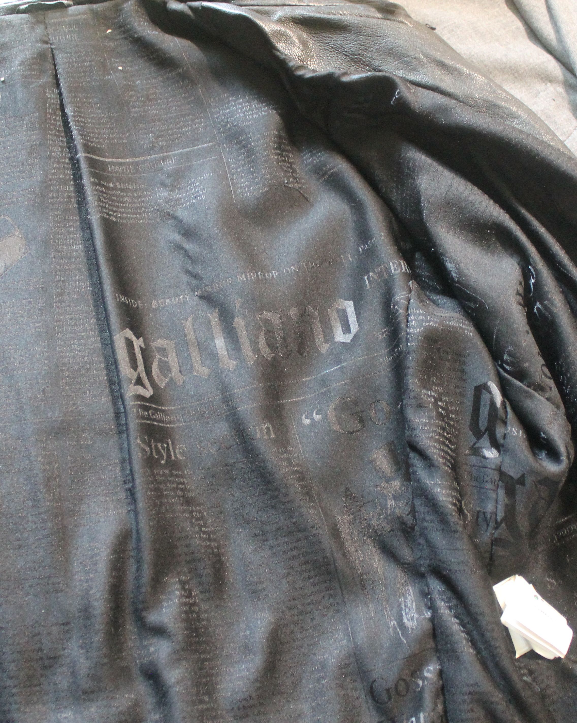 John Galliano Vintage John Galliano Leather Jacket Size XXS / US 00 / IT 34 - 6 Thumbnail