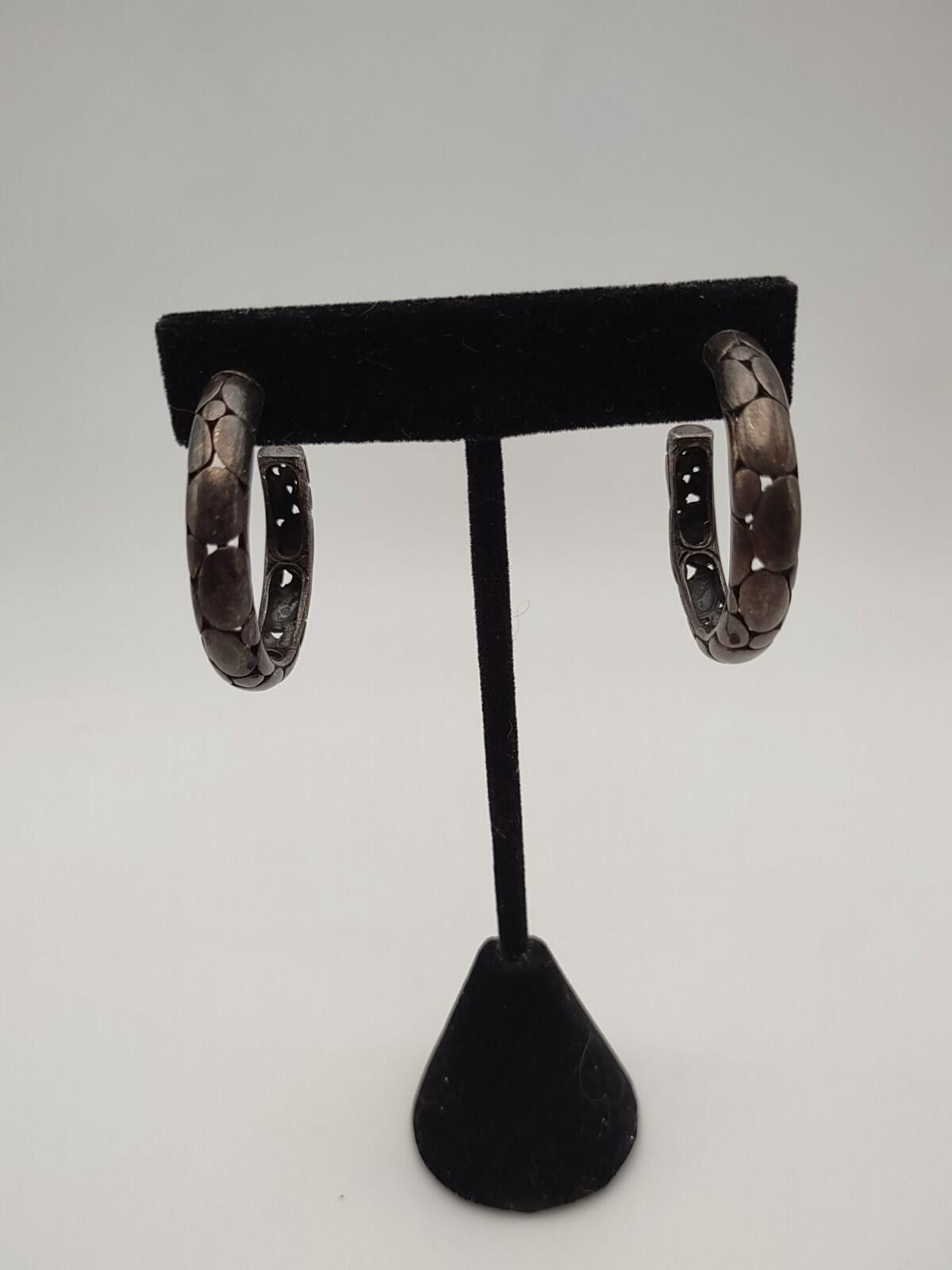 The Unbranded Brand Sterling Silver Chunky Hoop Earrings Vintage Size ONE SIZE - 1 Thumbnail