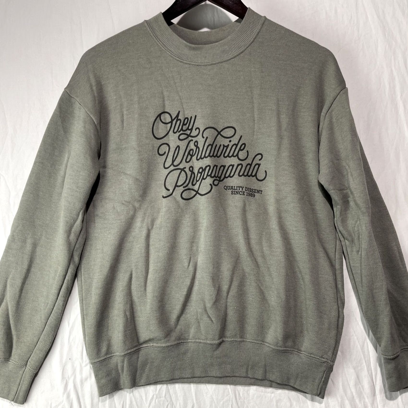 Obey OBEY Sweater Mens Small Worldwide Graphic Print Fleece Pullover Gray Crew Neck Regular Fit Christmas, College, Outdoor, 1990s Style Size US S / EU 44-46 / 1 - 2 Thumbnail
