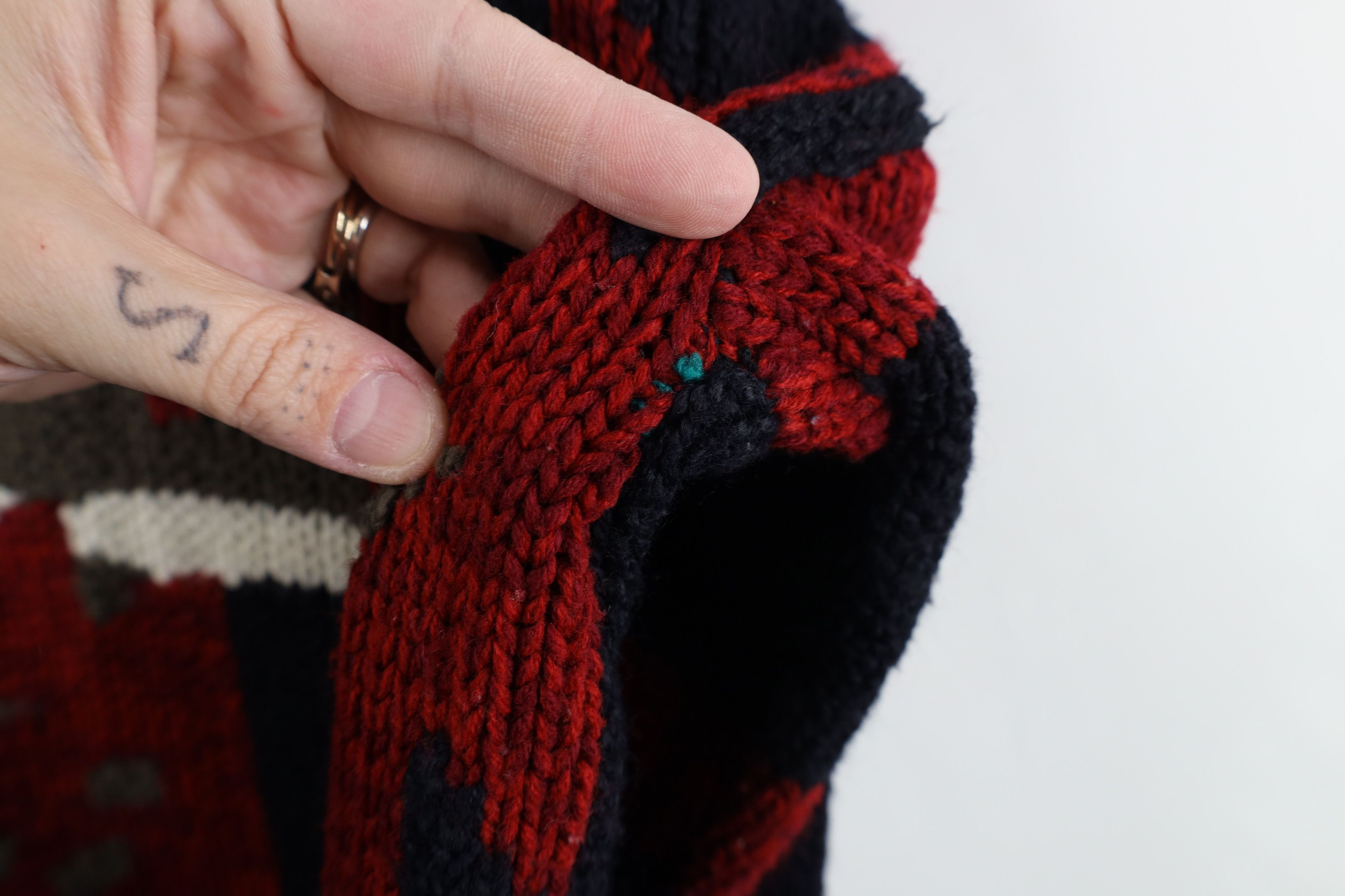 Vintage Vintage 90s Streetwear Geometric Chunky Knit Sweater USA Size L / US 10 / IT 46 - 8 Thumbnail