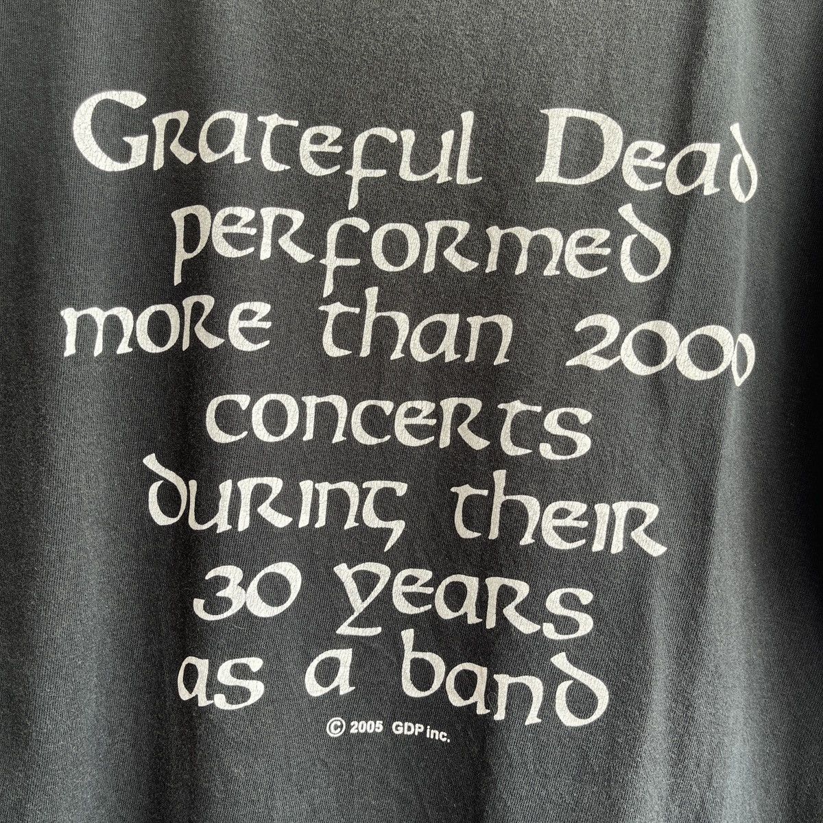 Grateful Dead VINTAGE Y2K GRATEFUL DEAD ROCK TEES COPYRIGHT 2005 TSHIRT Size US M / EU 48-50 / 2 - 13 Thumbnail