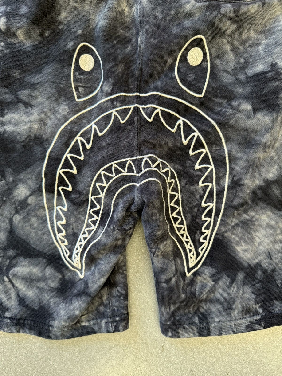Bape Bape Tie Dye Shark Sweat Shorts Size US 36 / EU 52 - 3 Thumbnail