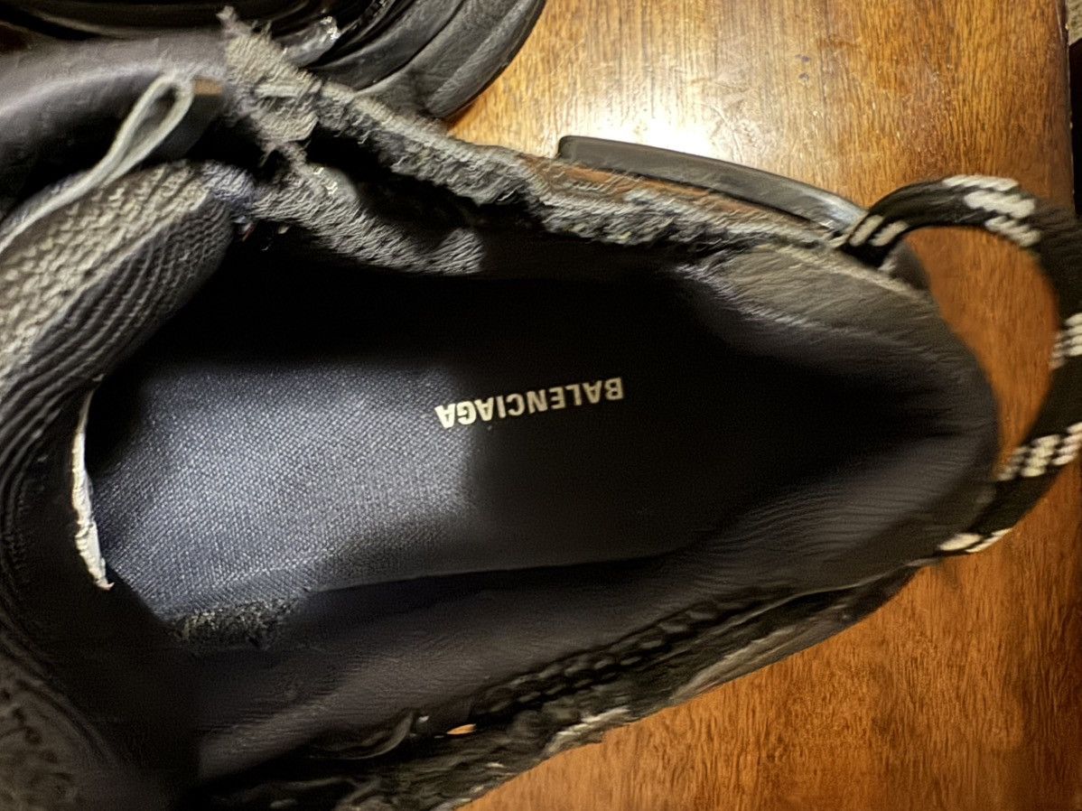 Balenciaga Balenciaga Runners Size US 12 / EU 45 - 10 Thumbnail