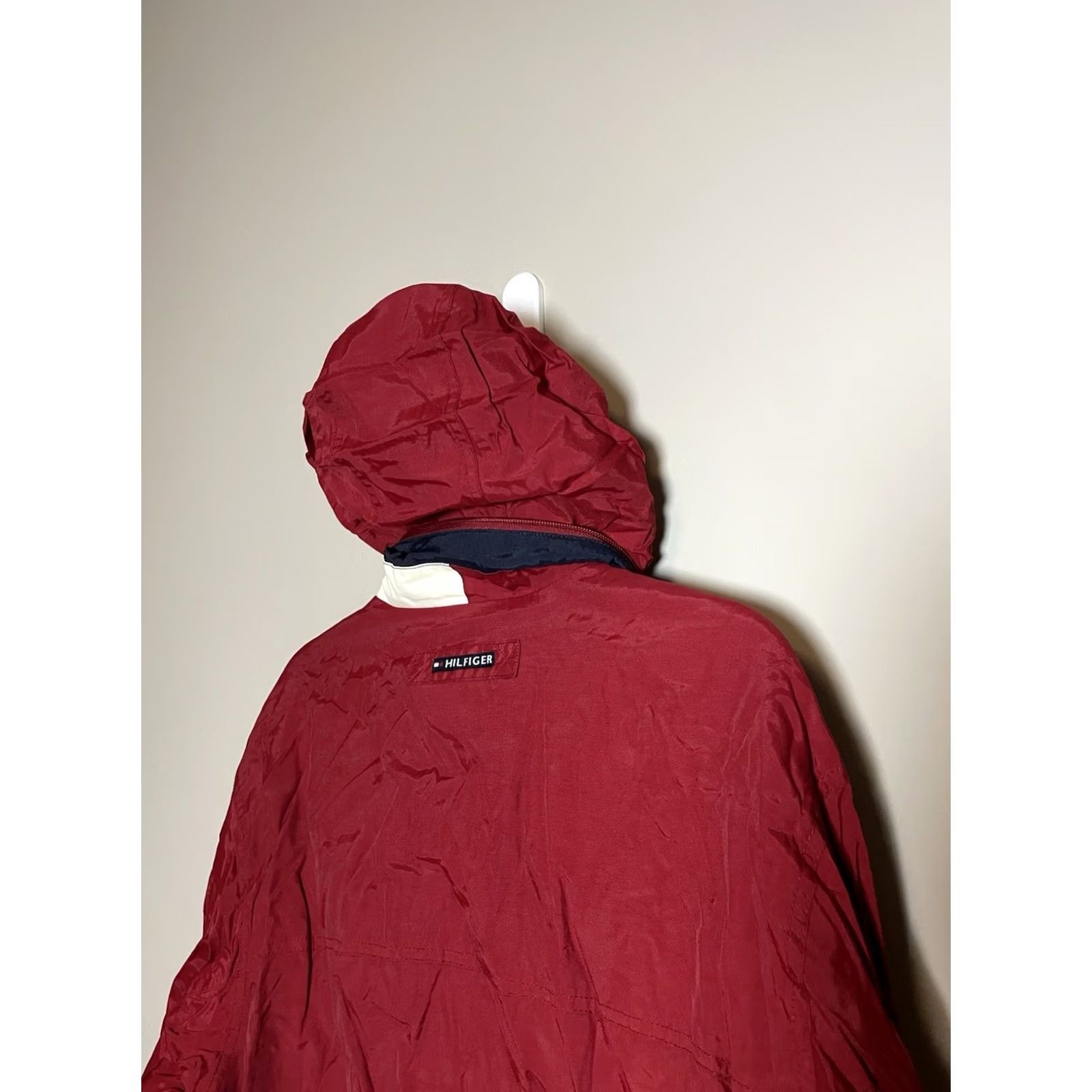 Tommy Hilfiger VINTAGE Tommy Hilfiger Jacket Men XL Red 90s Bomber Zip Snap Logo Zipper Athletic Casual Travel Fall Spring Girls? Mens Size US XL / EU 56 / 4 - 7 Thumbnail