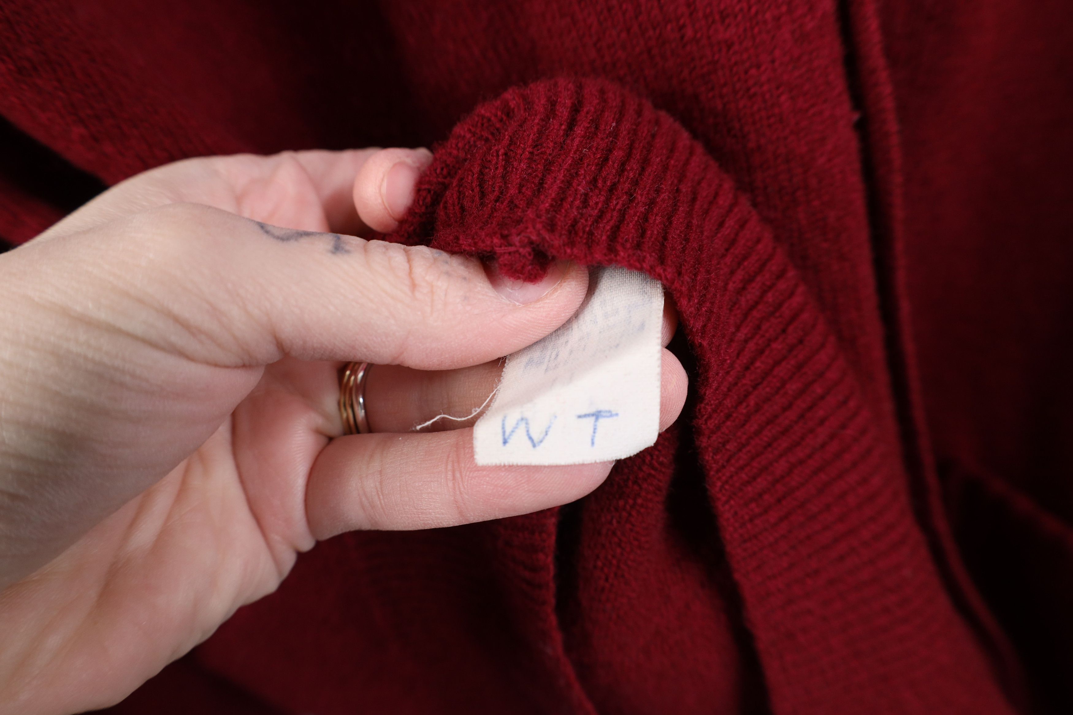 Vintage Vintage 70s Streetwear Knit Kurt Cobain Cardigan Sweater Red Size US XL / EU 56 / 4 - 10 Thumbnail