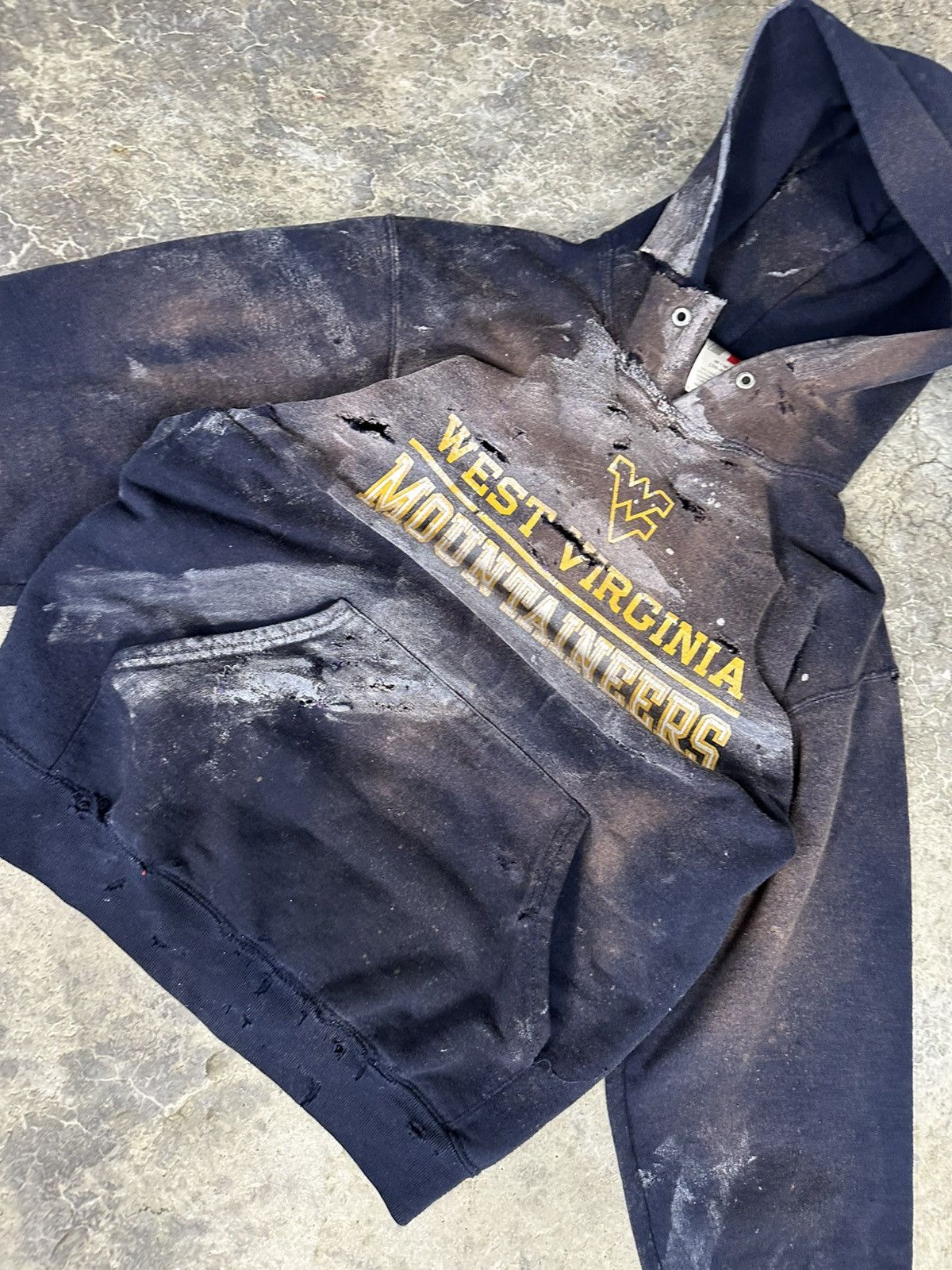 Russell Athletic × Vintage Vintage Thrashed and Faded Russell Athletics Hoodie Size US M / EU 48-50 / 2 - 2 Thumbnail