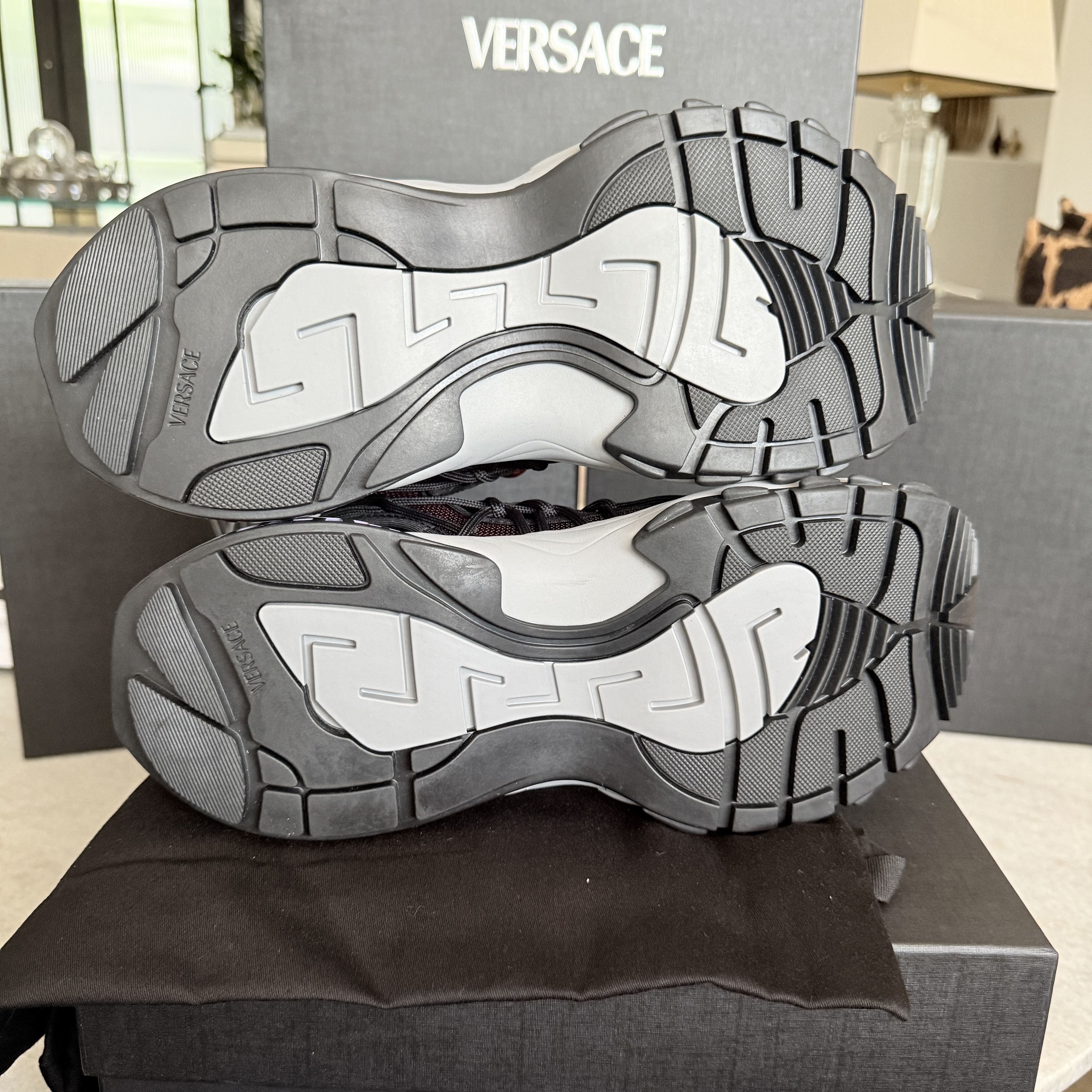 Versace Versace Trigreca Sneakers Mens 1016711 EU 41 US 8 Size US 8 / EU 41 - 14 Thumbnail