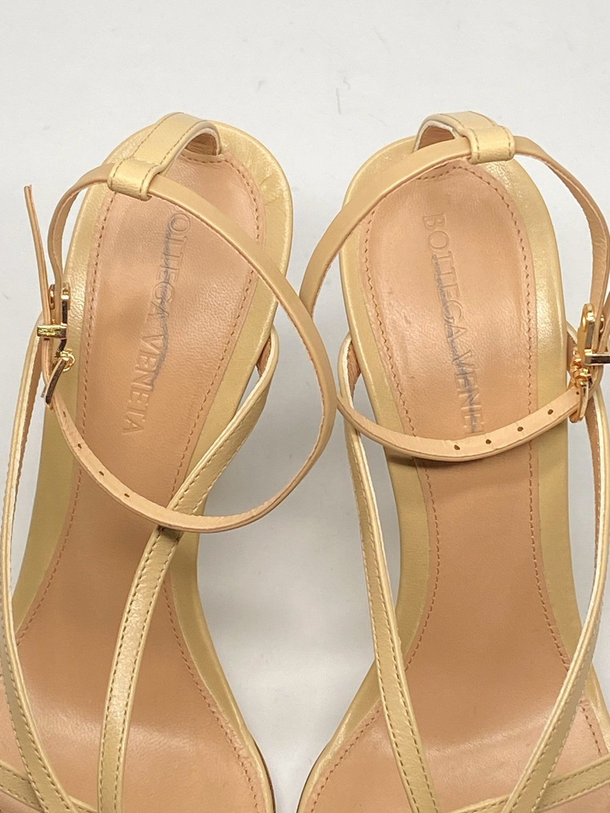Bottega Veneta Bottega Veneta Stretch Ankle Strap Wedge Sandal size 36.5 Size US 6.5 / IT 36.5 - 11 Thumbnail