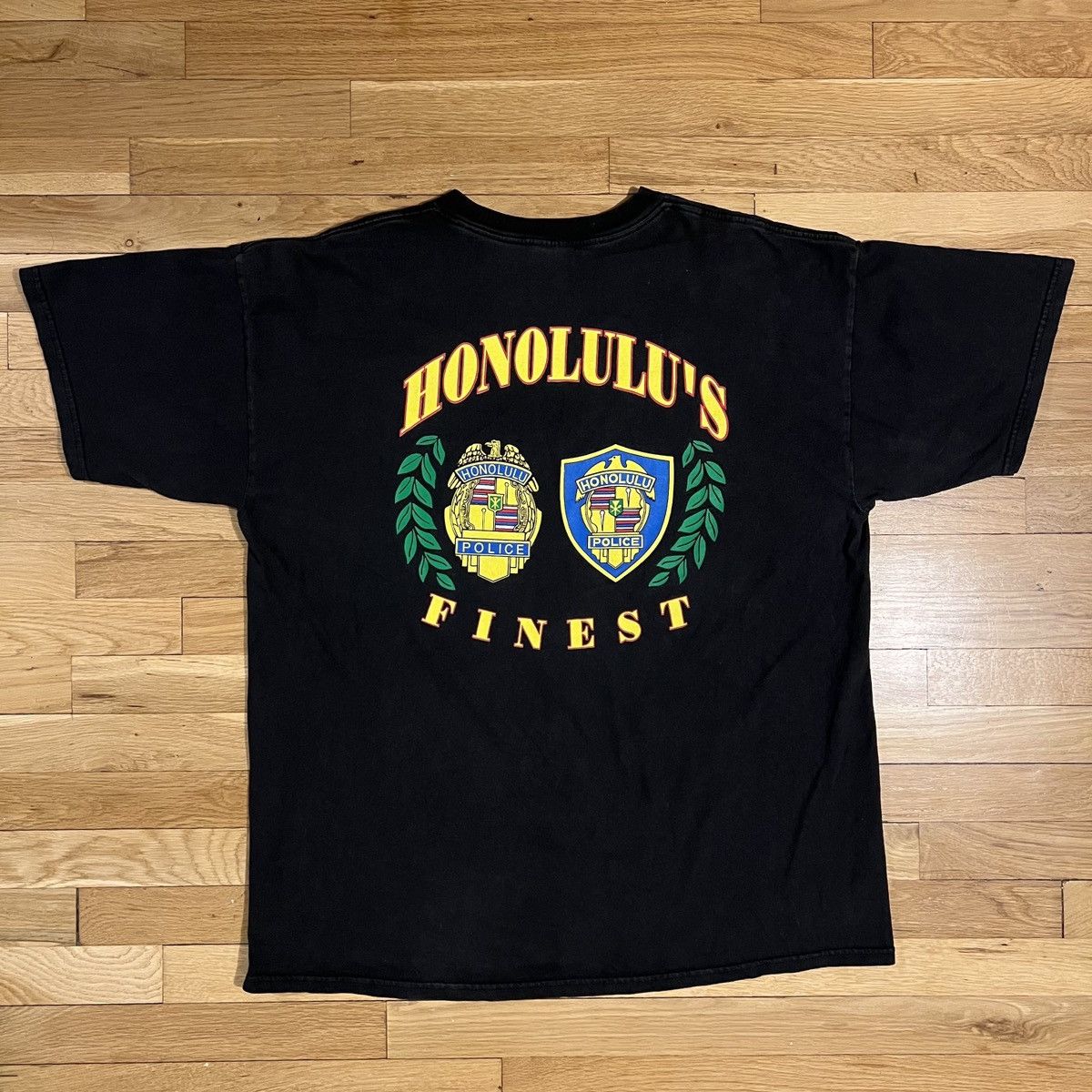 Tultex Vintage Honolulu’s Finest Police Black T Shirt 2XL Size US XXL / EU 58 / 5 - 1 Thumbnail