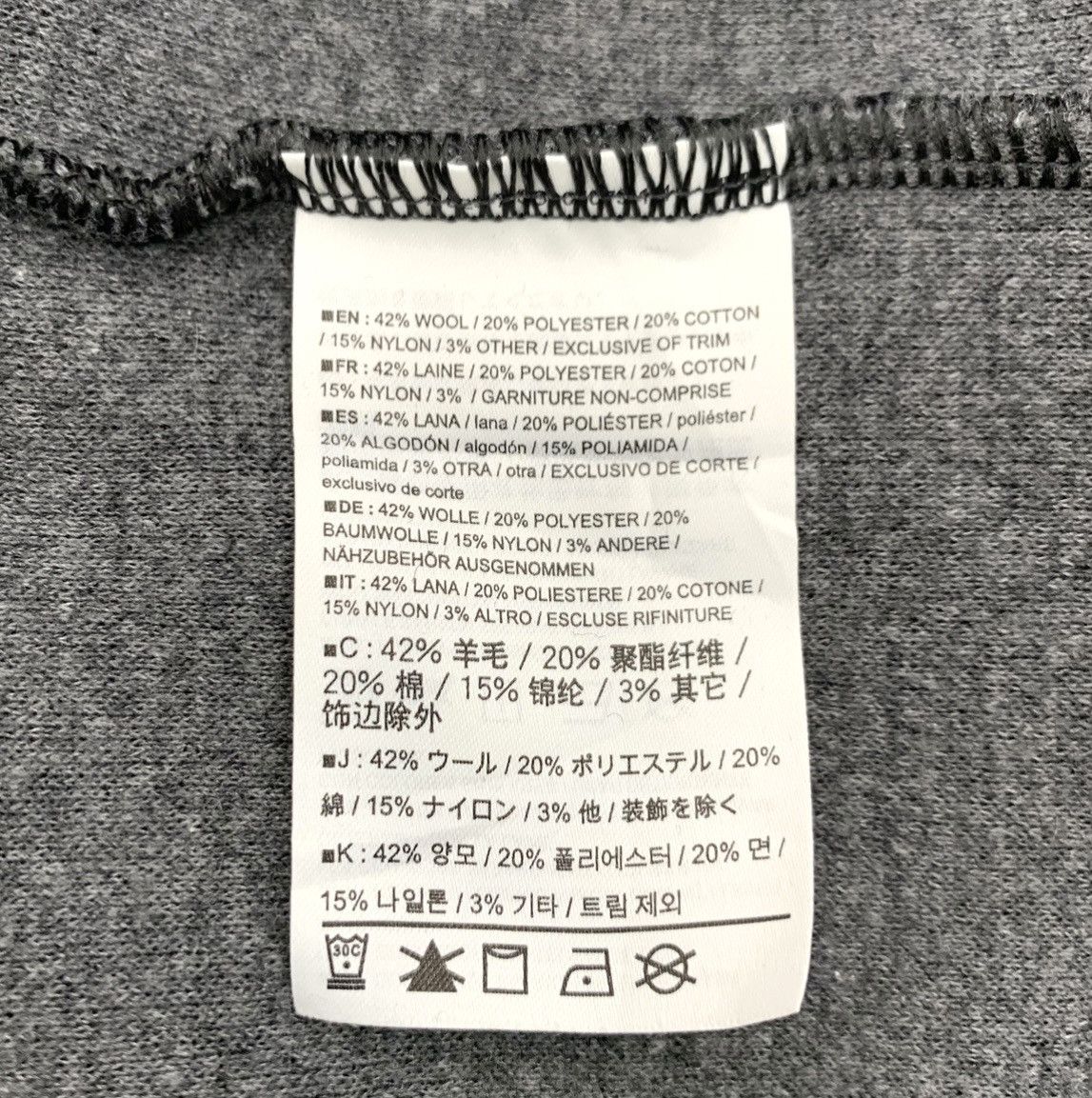 Arc'teryx Arc’teryx Wool V-Neck Long Sleeve Sweater Size S Size US S / EU 44-46 / 1 - 10 Thumbnail