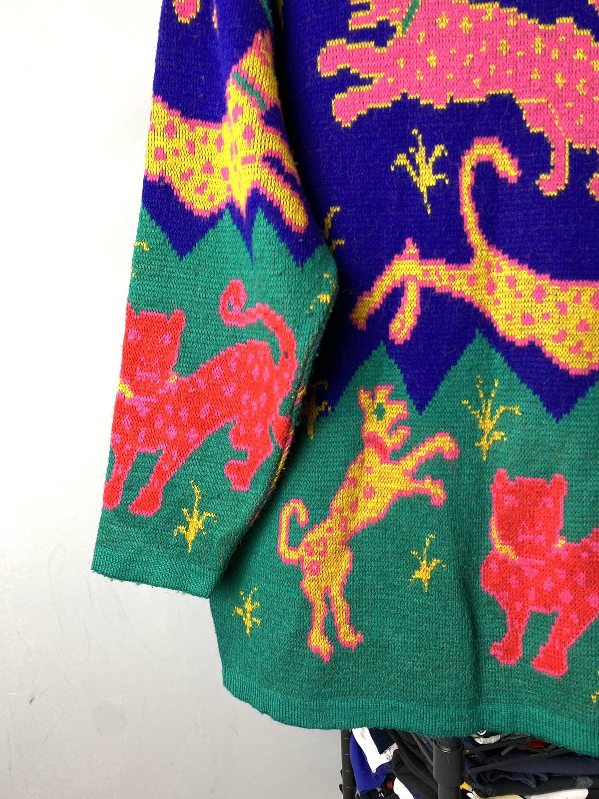 Band Tees × Japanese Brand Rare! Vintage Abstract Colourful LSD Art Knit Sweater Japan Size US L / EU 52-54 / 3 - 3 Thumbnail