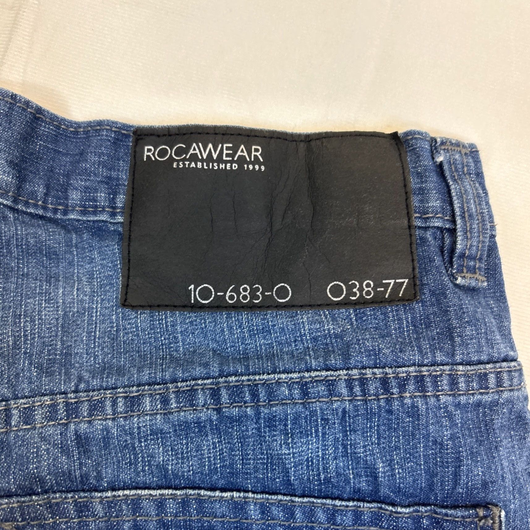 Rocawear Rocawear Jean Shorts Men’s Y2K Baggy Loose 36 Blue Denim Jorts Mens 36 Blue Denim Size US 36 / EU 52 - 4 Thumbnail