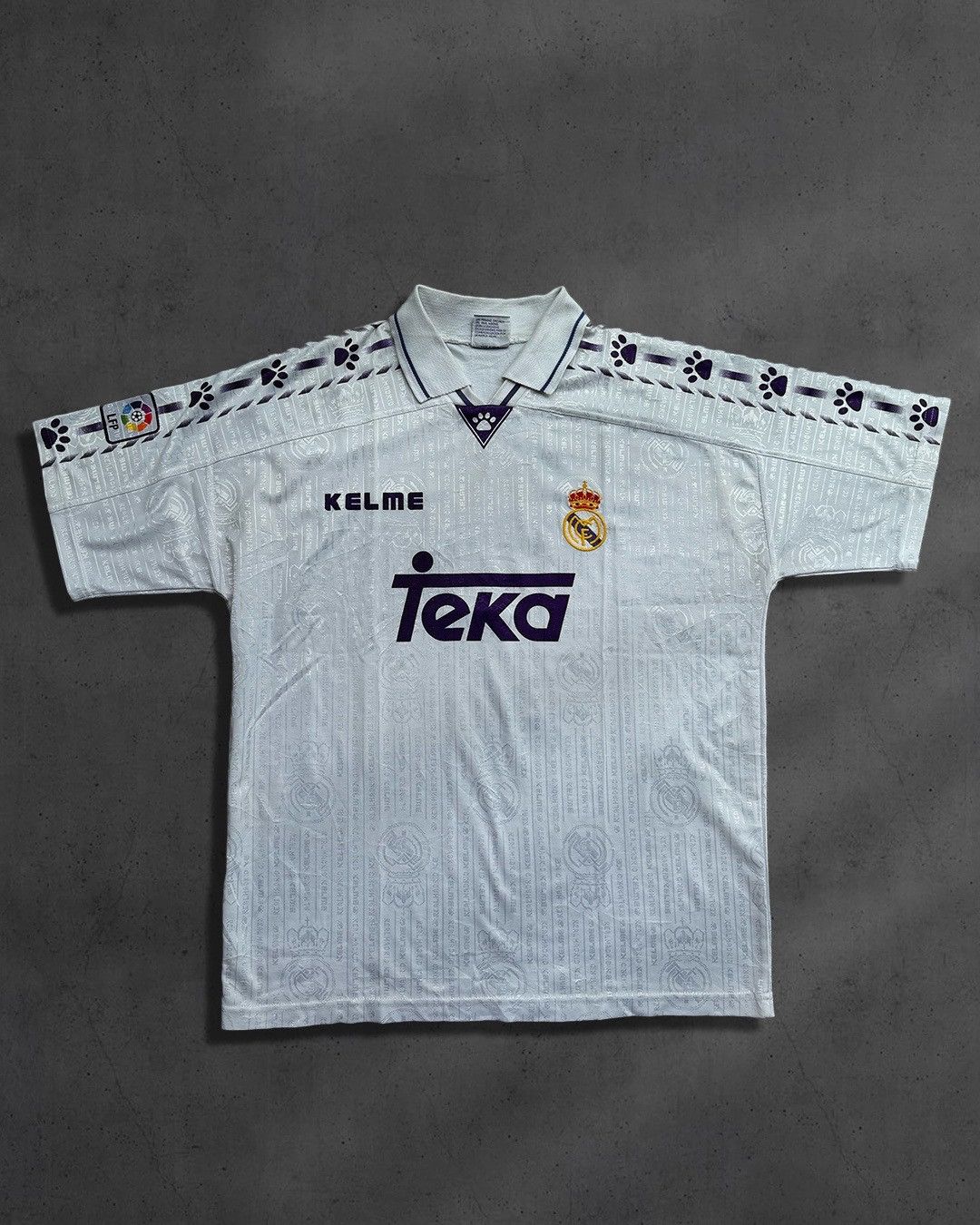 Vintage 1996/97 RAUL #7 Real Madrid Vintage Soccer Jersey Size US L / EU 52-54 / 3 - 1 Thumbnail