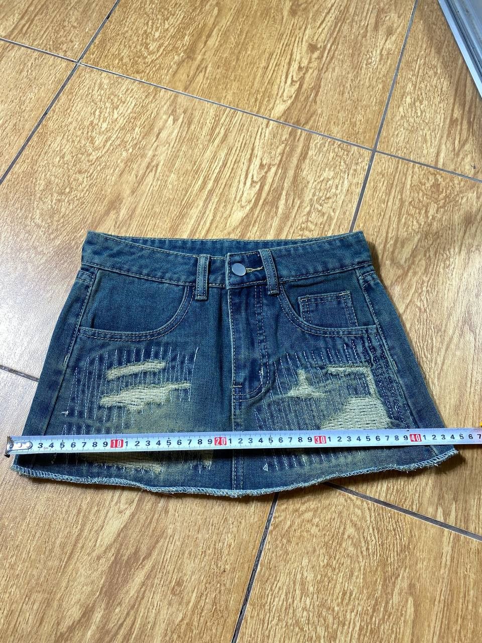 Japanese Brand × Vintage Y2K Vintage Topshop Distressed Denim Mini Skirt Size 34" / US 12 / IT 48 - 11 Thumbnail