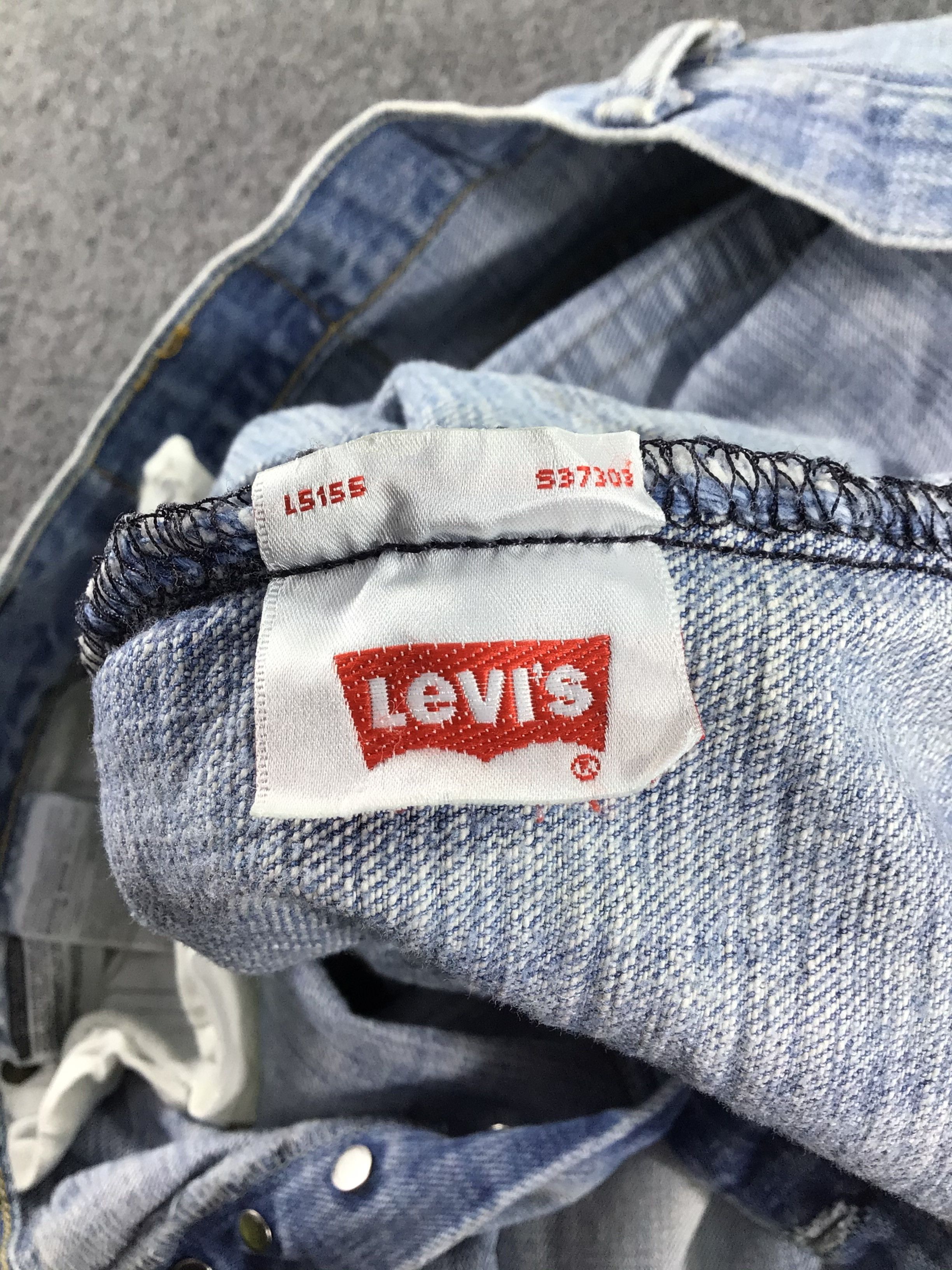 Levi's Levis 501 Jeans Faded Blue Denim -J318 Size US 33 - 13 Thumbnail