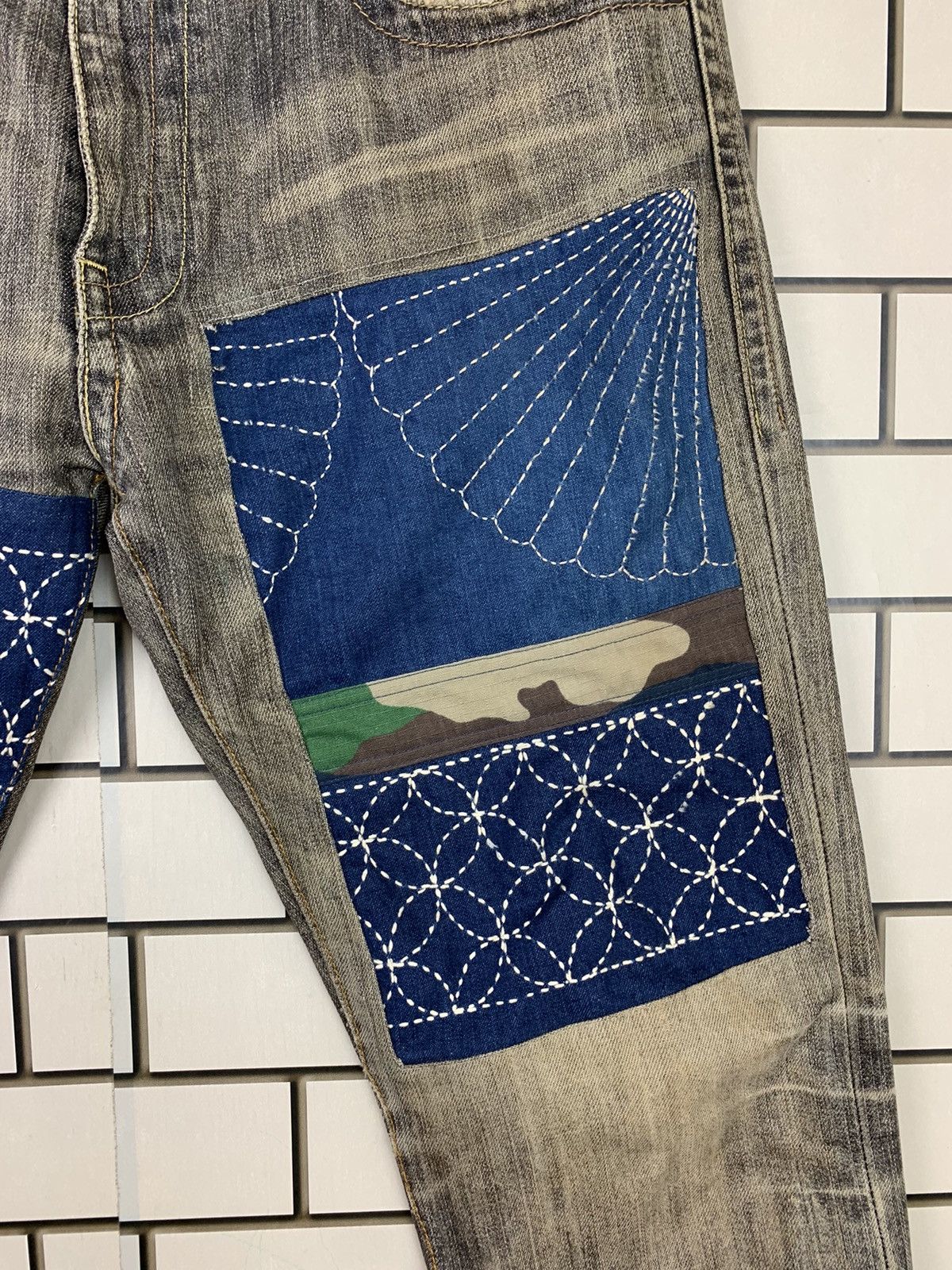 Guess Vintage Guess Custom Patchwork Distressed Denim Pants Size US 35 - 7 Thumbnail