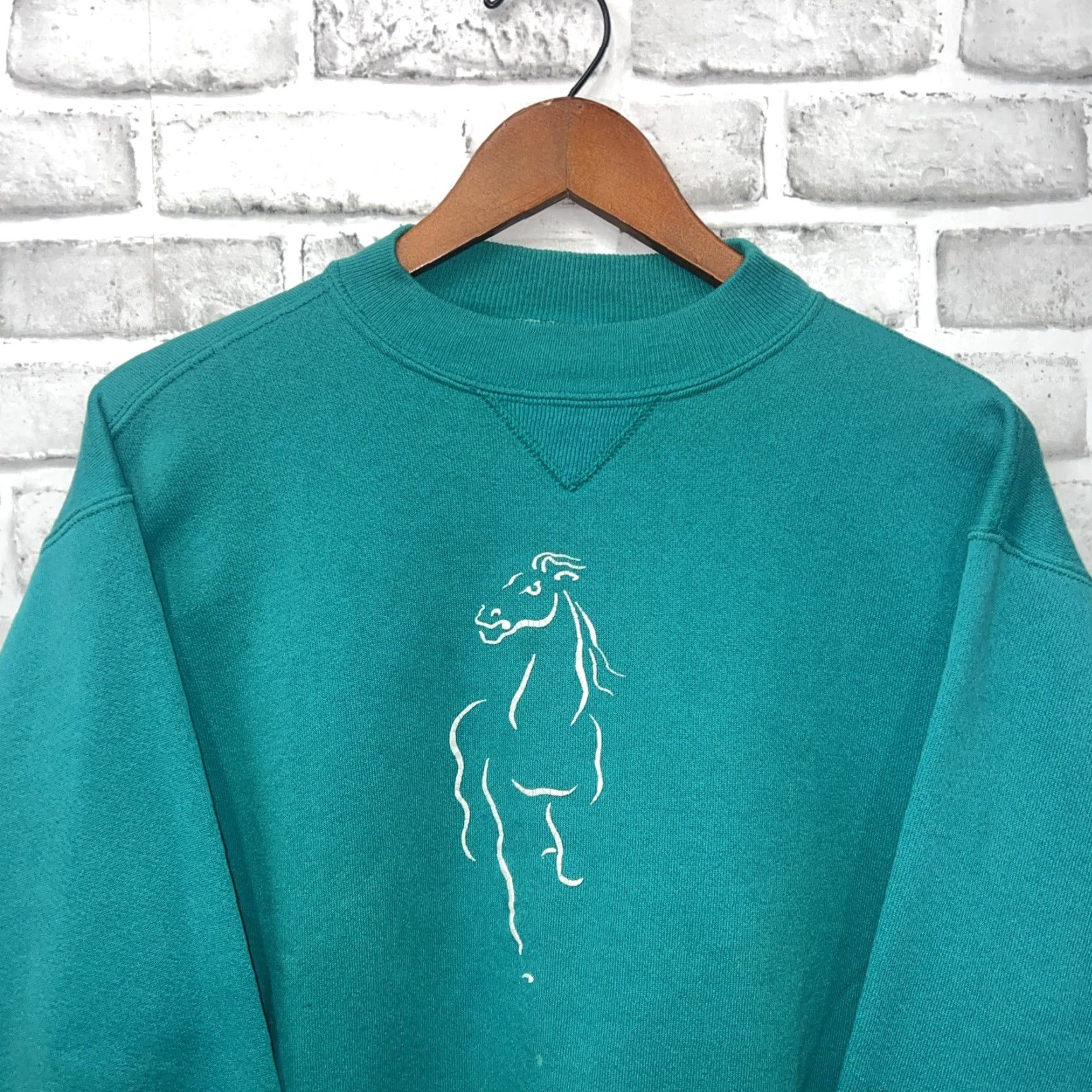 Hanes VINTAGE Hanes Classics Sweatshirt Unisex M Blue Horse Print Pullover Hanes Classics Unisex Adults Mens Womens 90s? Size M / US 6-8 / IT 42-44 - 2 Thumbnail