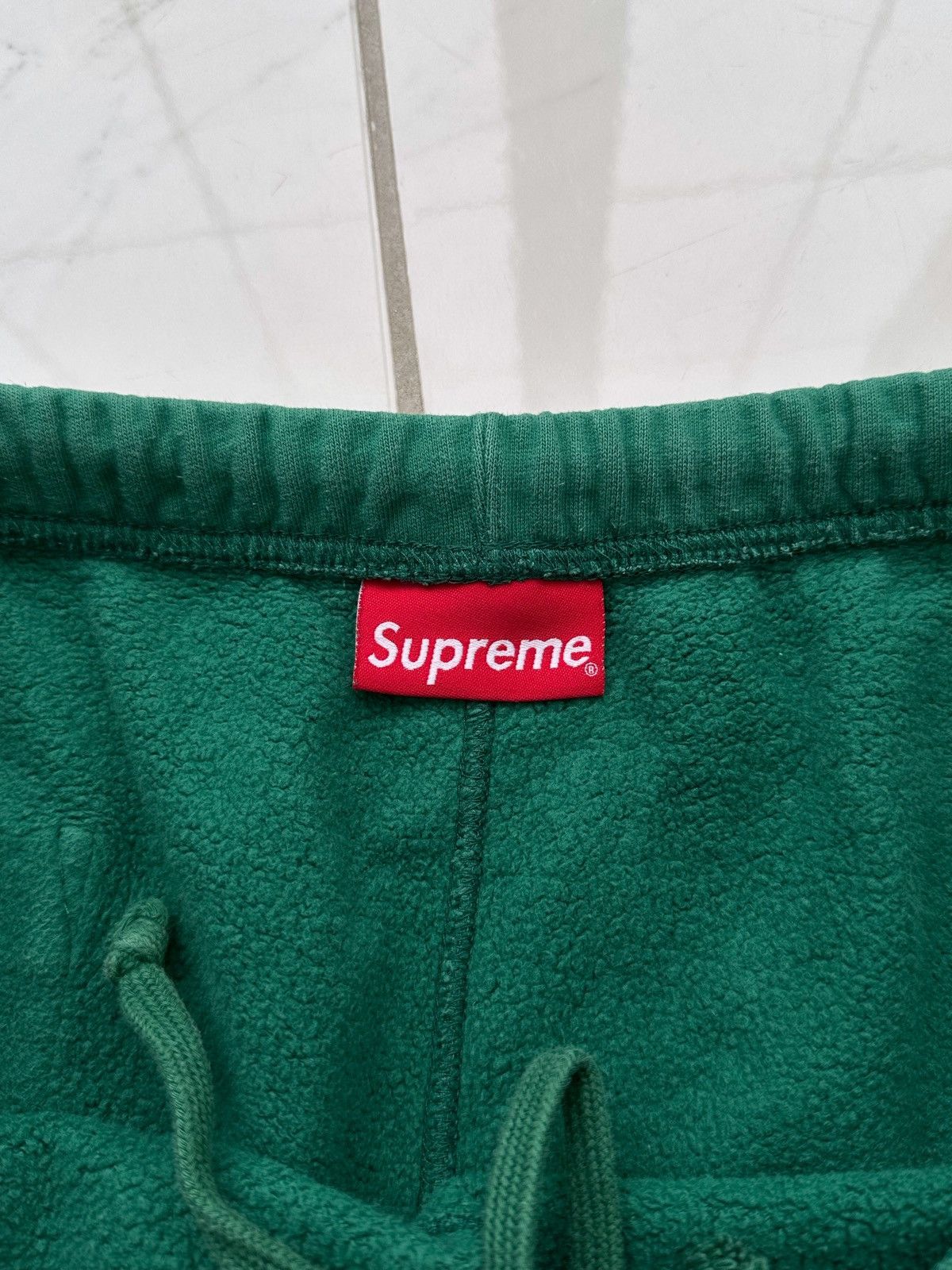 Supreme Supreme Green Sweatpants Size US 34 / EU 50 - 8 Thumbnail