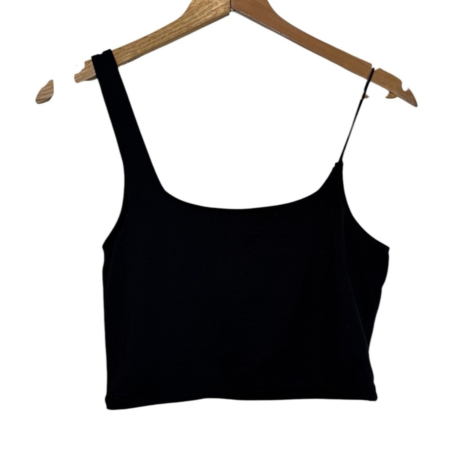 Forever 21 Forever 21 Black Cropped Lycra Tank Top Size Large Size L / US 10 / IT 46 - 4 Thumbnail
