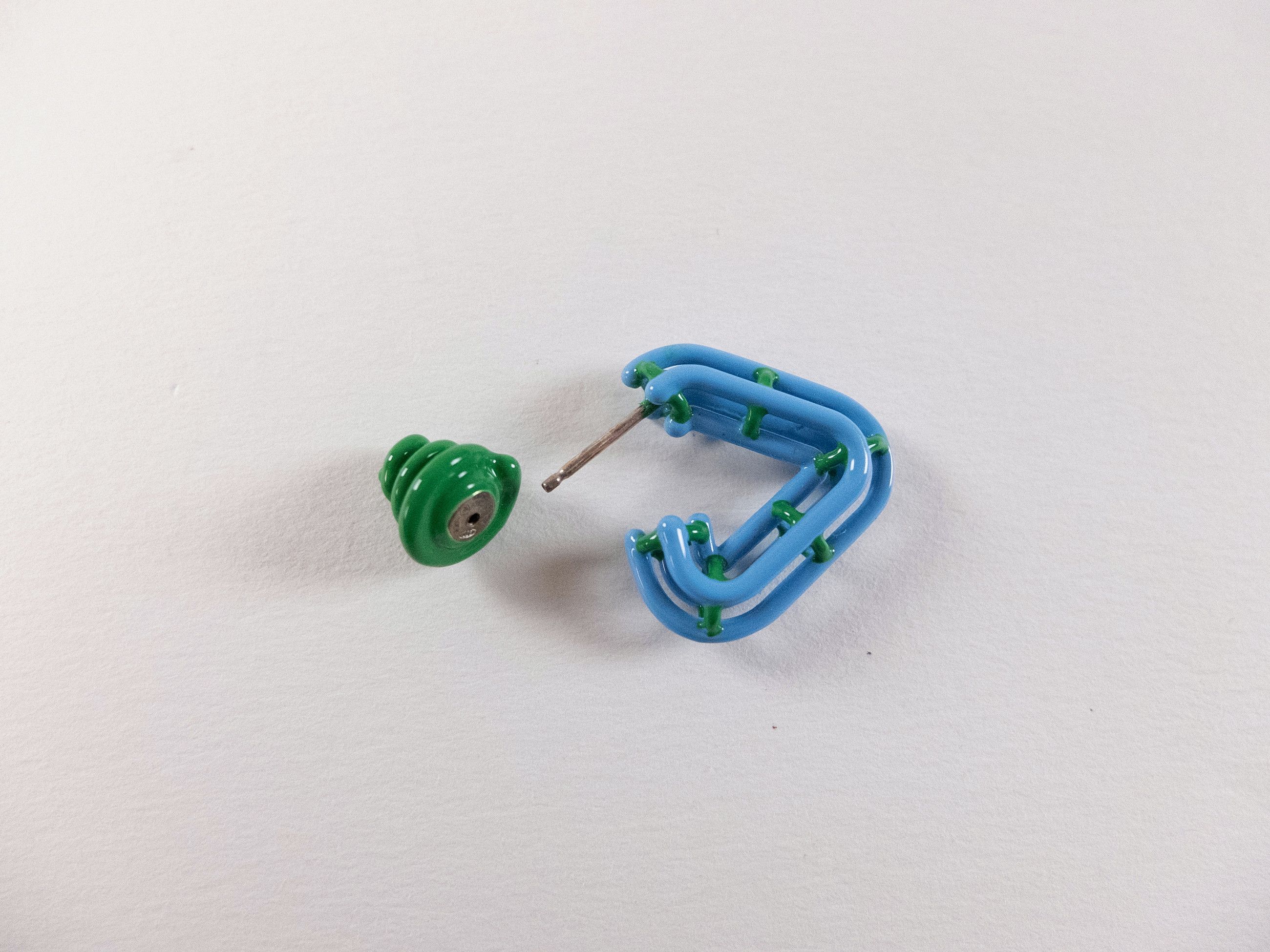 Bottega Veneta BOTTEGA VENETA Outline triangle blue green hoop earrings q Size ONE SIZE - 5 Thumbnail
