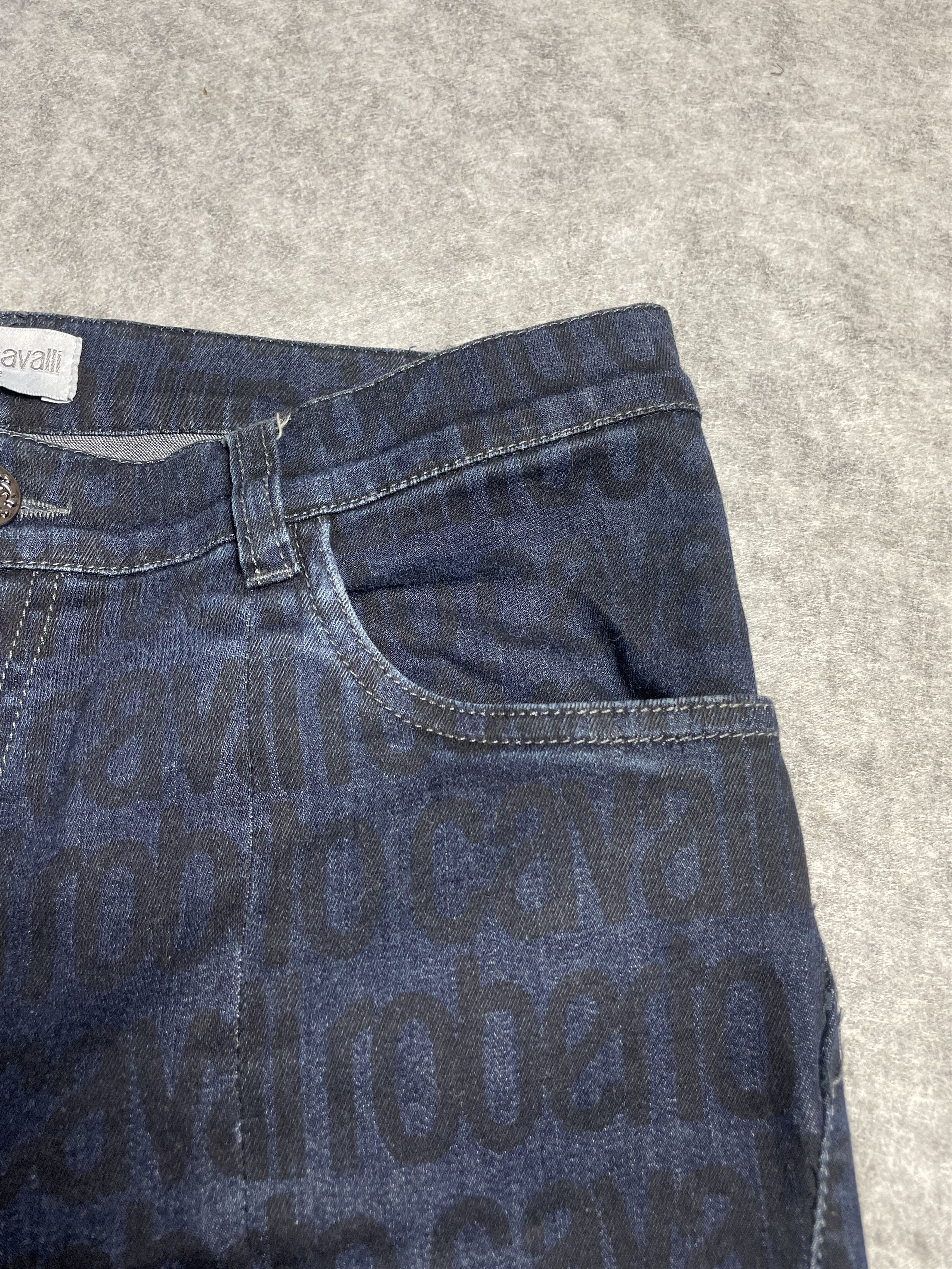 Roberto Cavalli Roberto Cavalli Junior Logo Print Trousers Jeans W30 Size 30" / US 8 / IT 44 - 8 Thumbnail