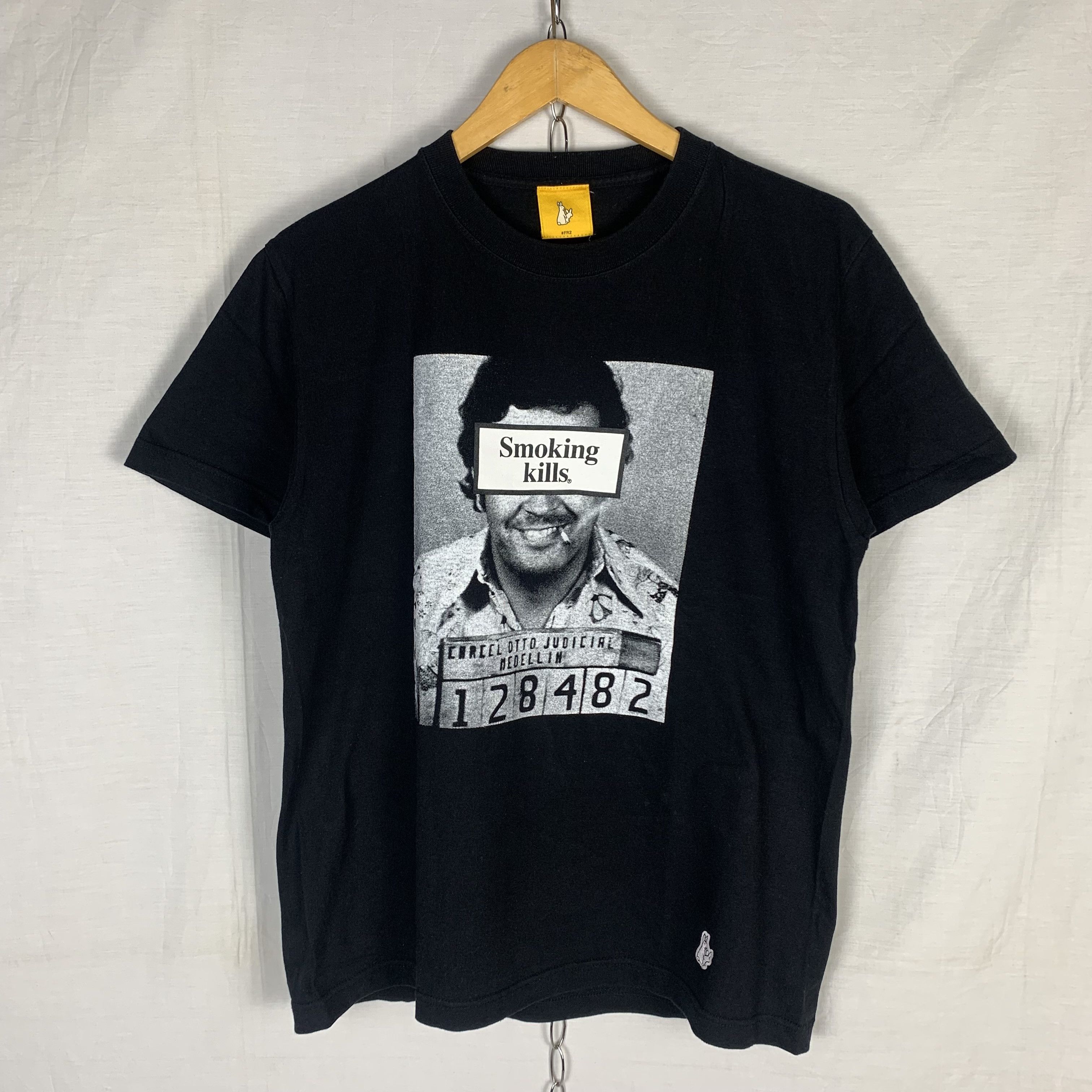 FR2 Smoking Kills FR2 Tshirt Pablo Escobar Size US M / EU 48-50 / 2 - 1 Thumbnail